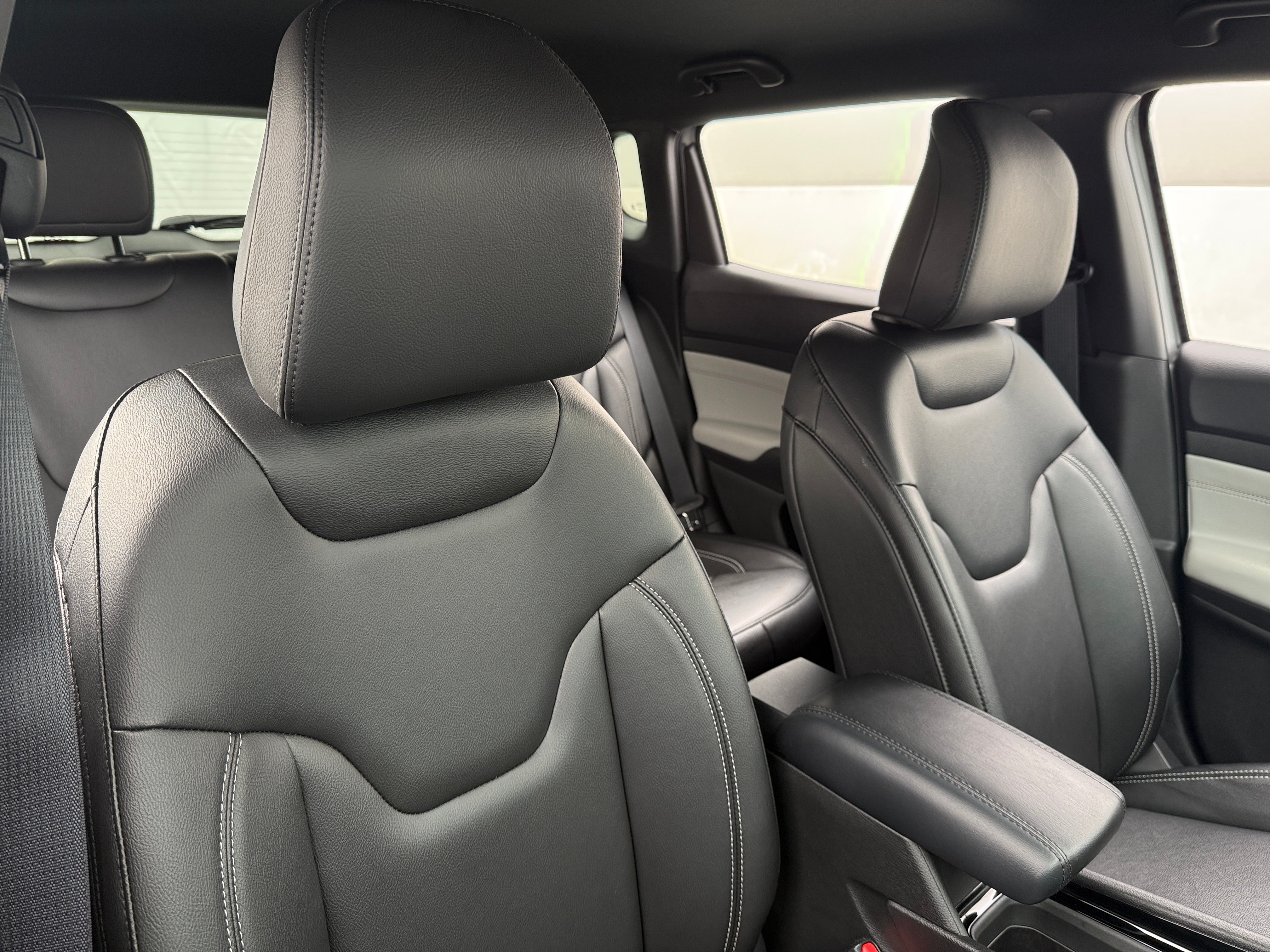 2026 Jeep Compass Limited - Photo 2
