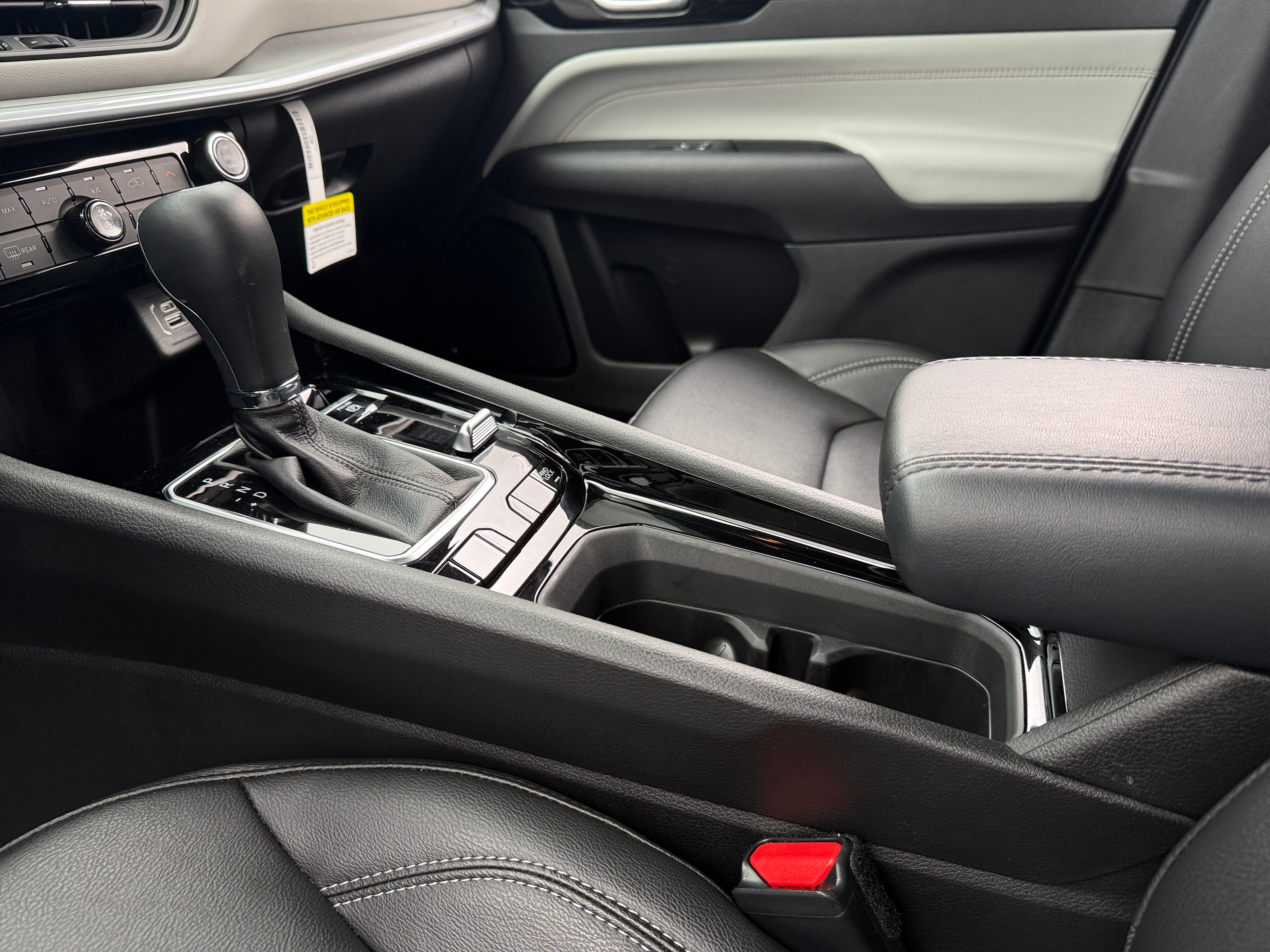 2026 Jeep Compass Limited - Photo 3