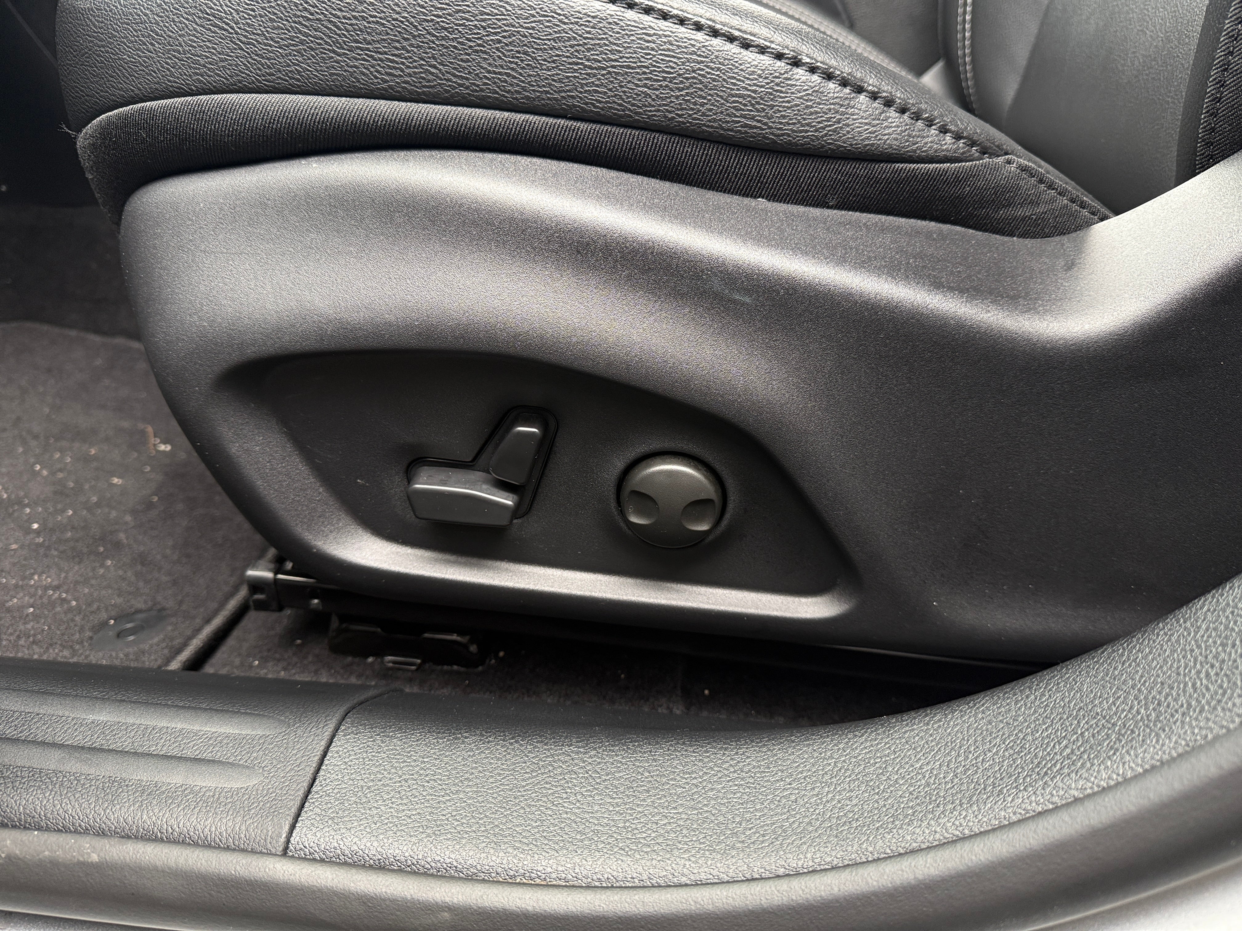 2026 Jeep Compass Limited - Photo 6