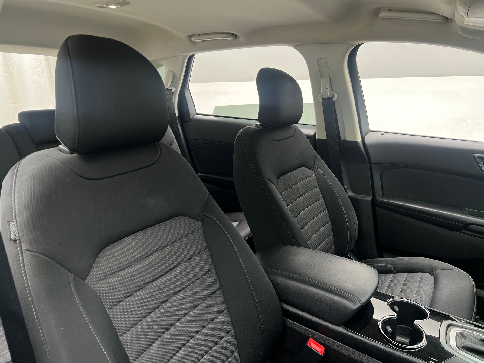 Thumbnail: 2016 Ford Edge - 2