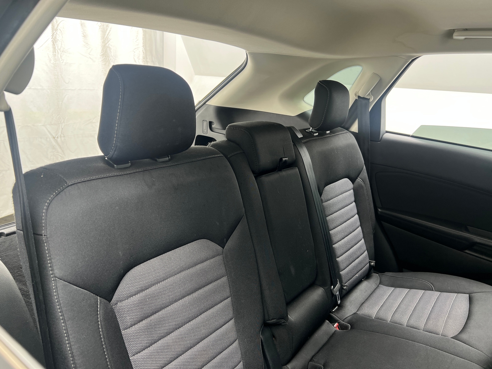 Thumbnail: 2016 Ford Edge - 6