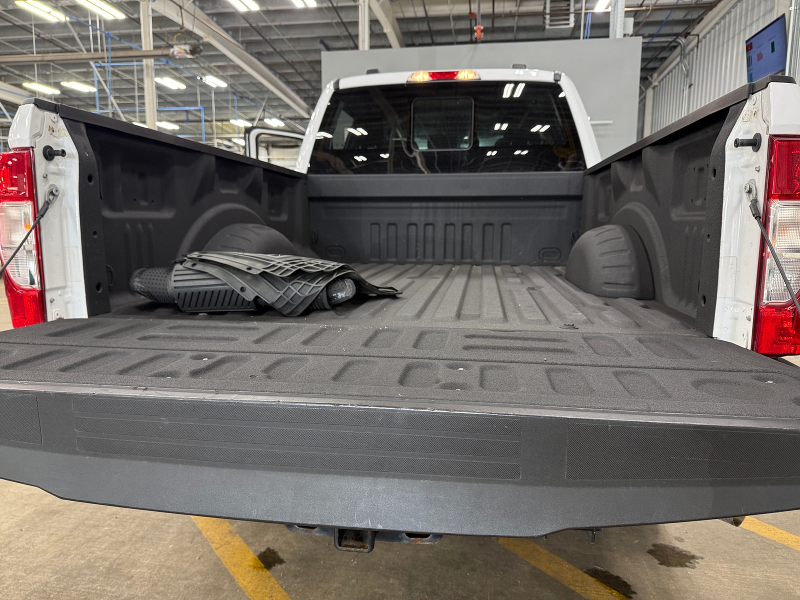 Thumbnail: 2021 Ford Econoline - 7