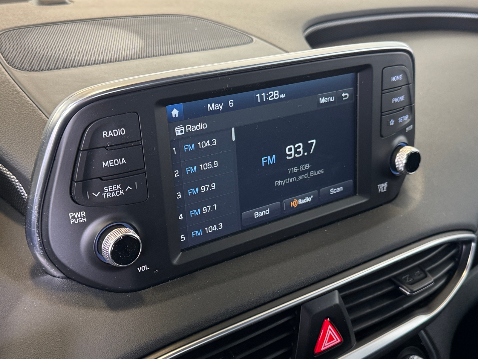 Thumbnail: 2019 Hyundai Santa Fe - 4