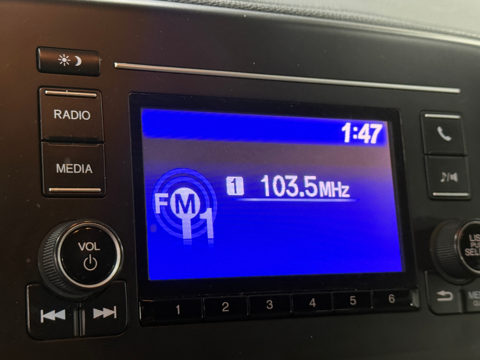 Thumbnail: 2019 Honda Pilot - 4
