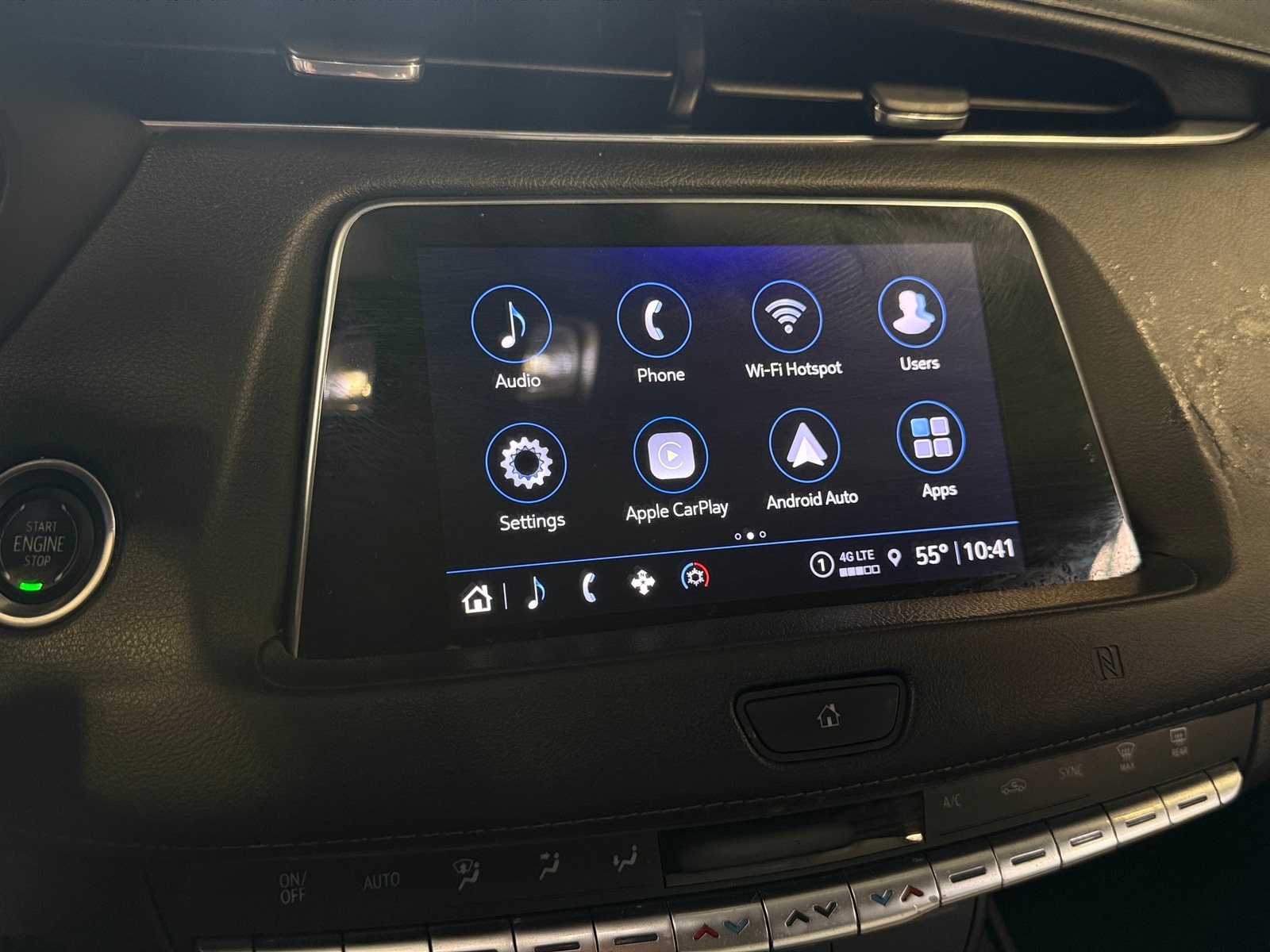 Thumbnail: 2021 Cadillac XT4 - 3