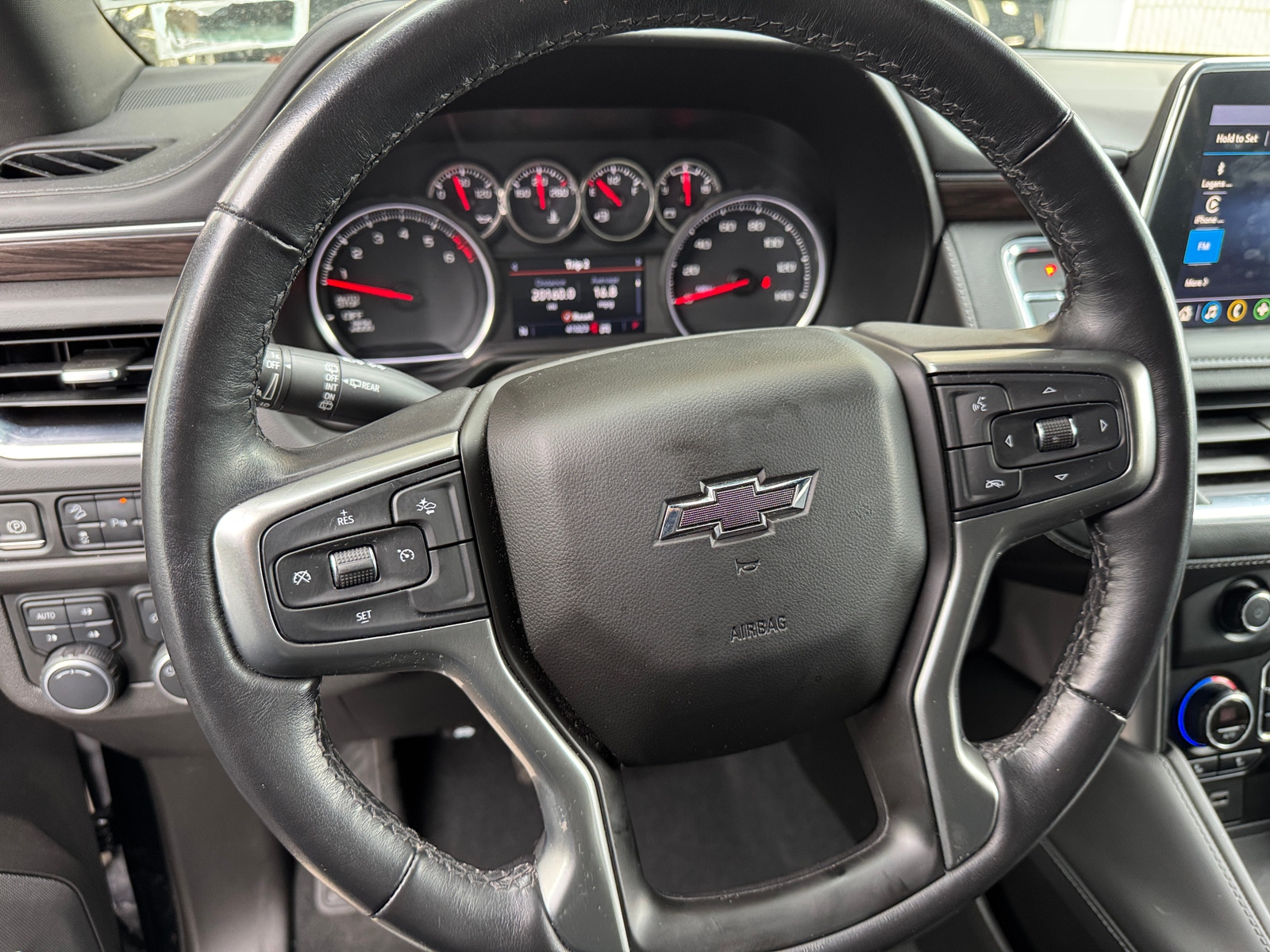 Thumbnail: 2021 Chevrolet Tahoe - 4