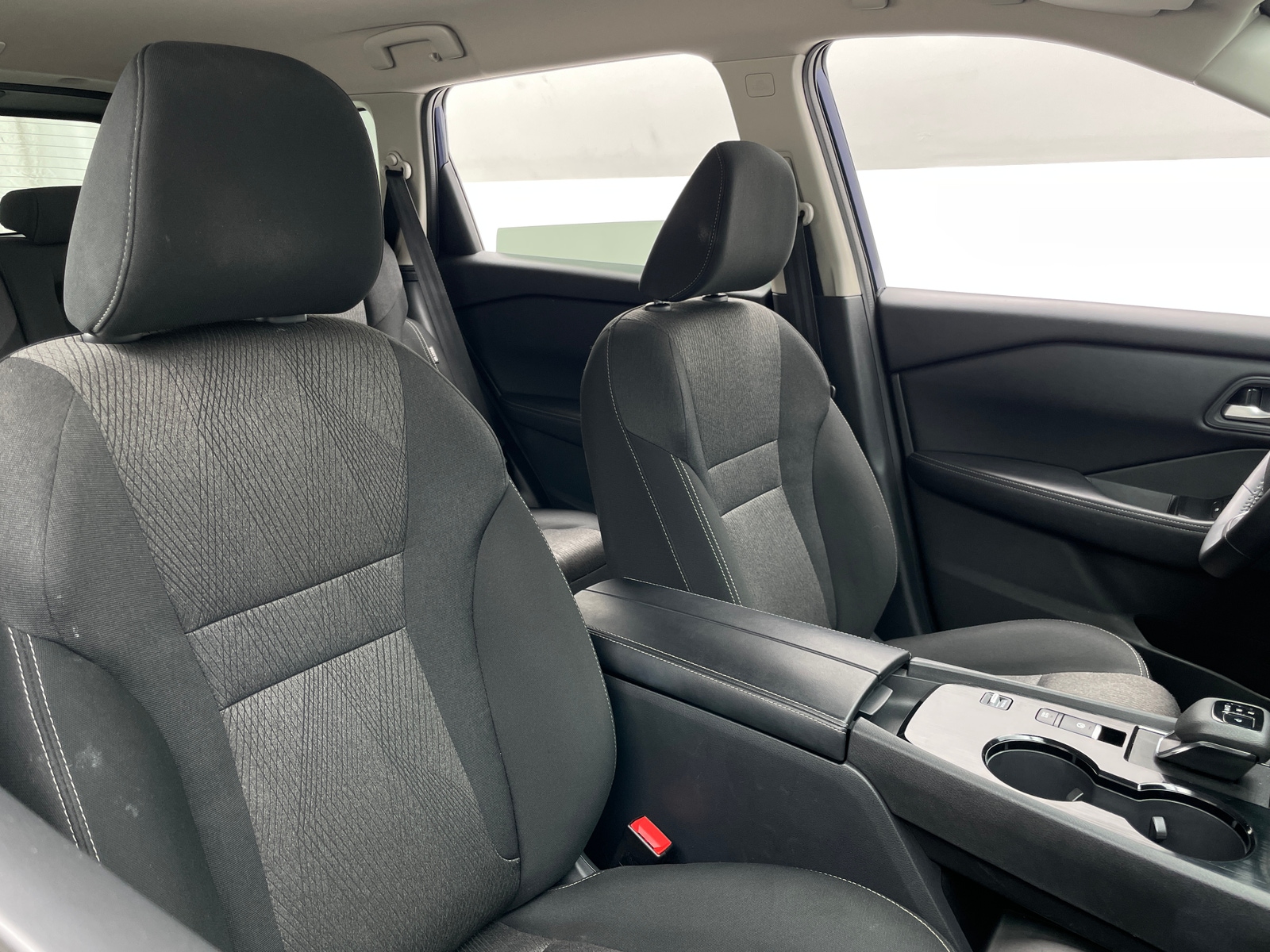 Thumbnail: 2025 Nissan Rogue - 2