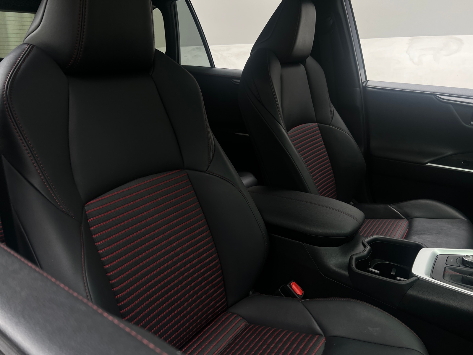 Thumbnail: 2023 Toyota RAV4 - 2