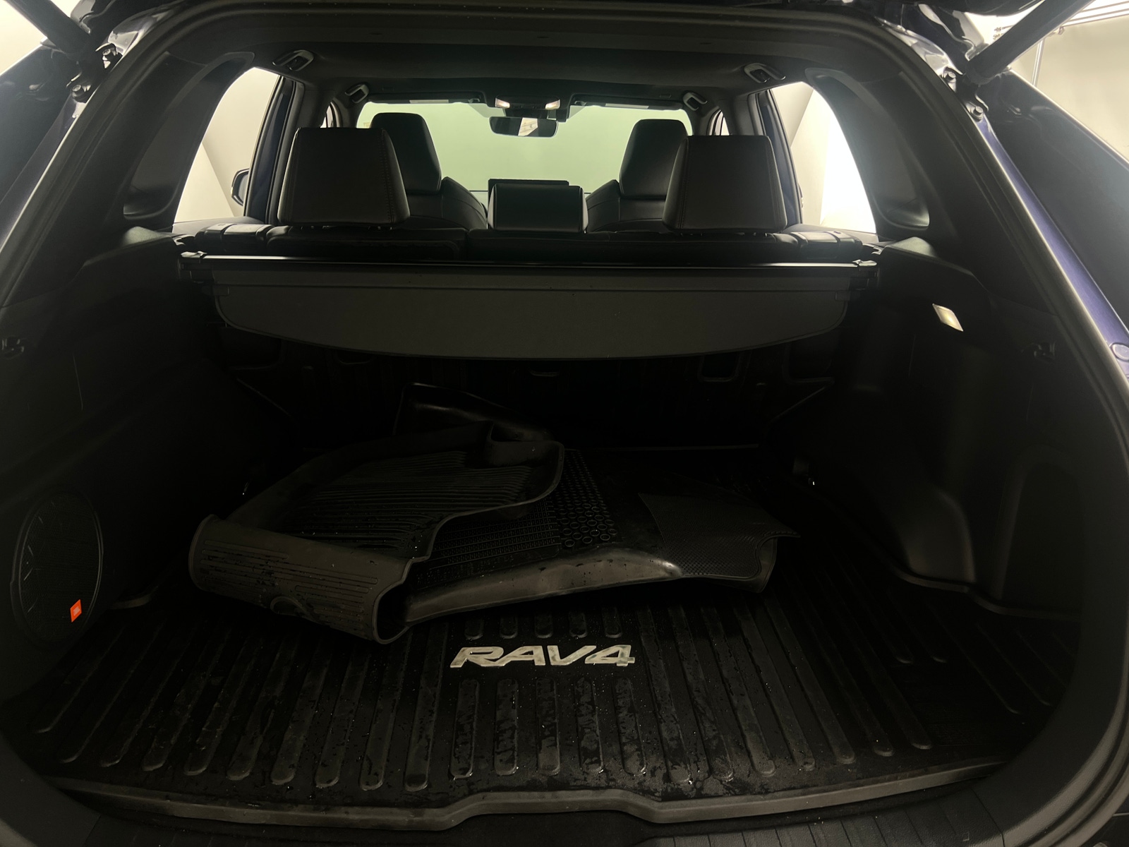 Thumbnail: 2023 Toyota RAV4 - 7