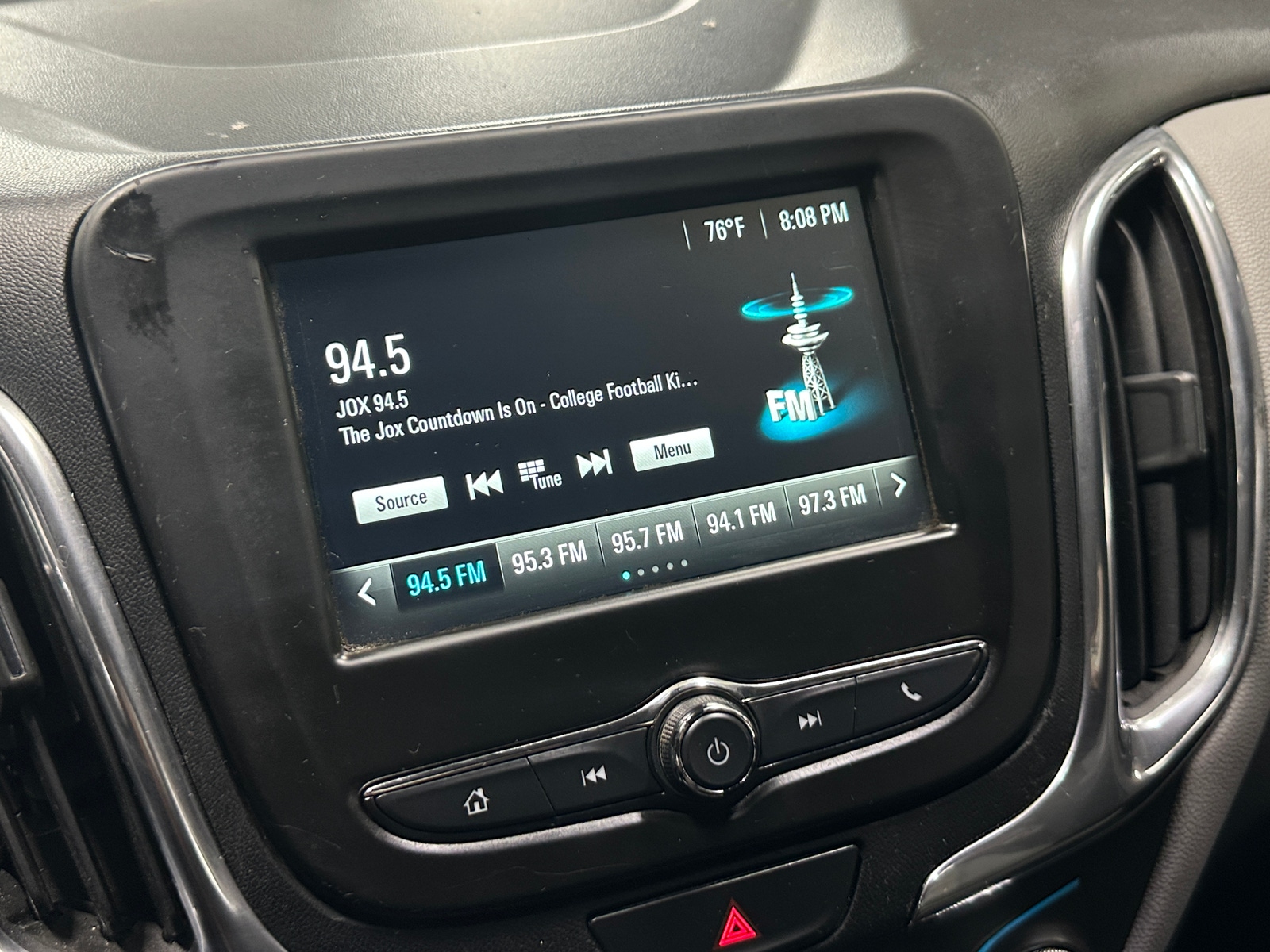 Thumbnail: 2018 Chevrolet Equinox - 4