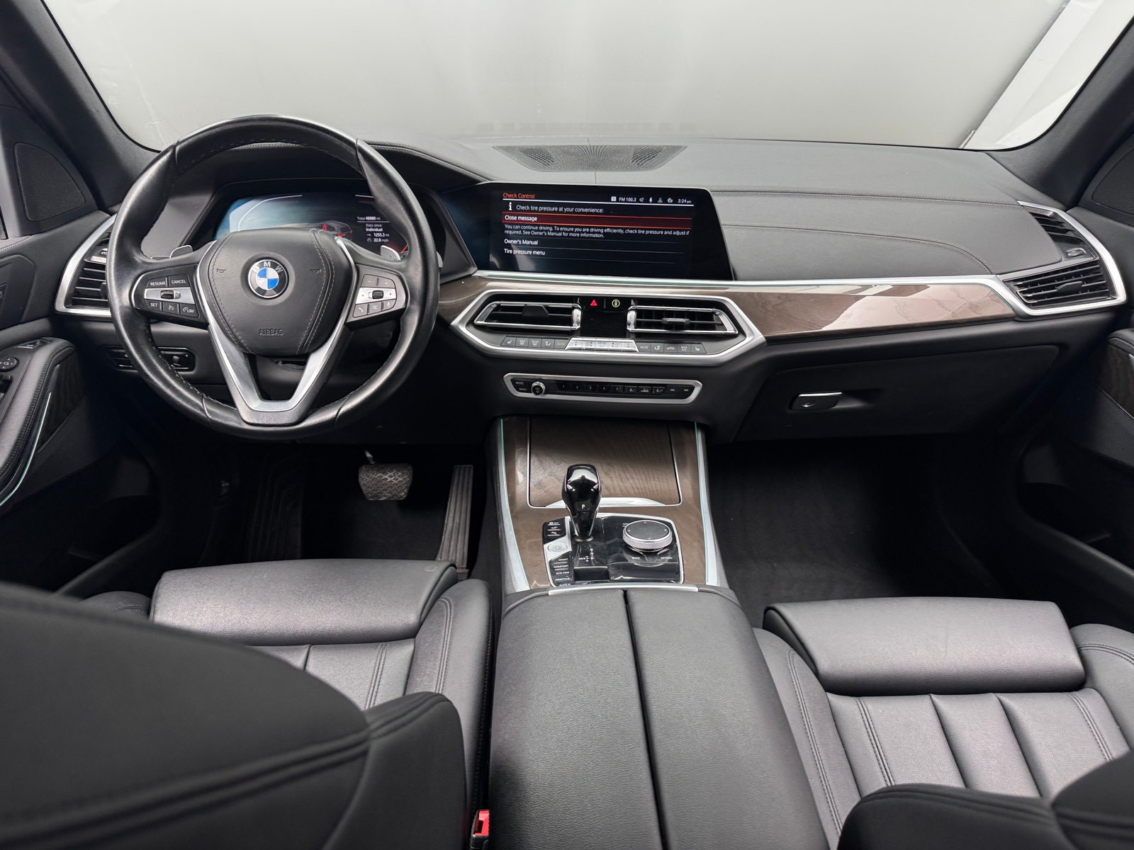 Thumbnail: 2022 BMW X5 - 2