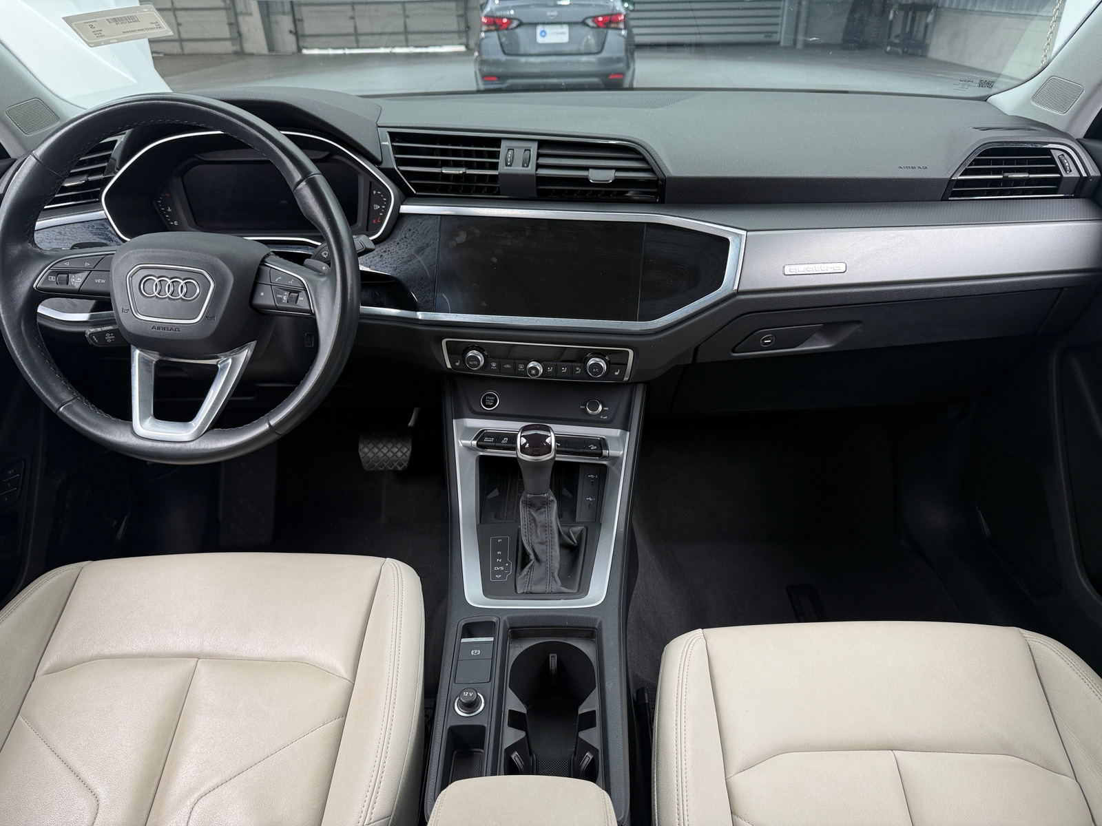 Thumbnail: 2024 Audi Q3 - 2