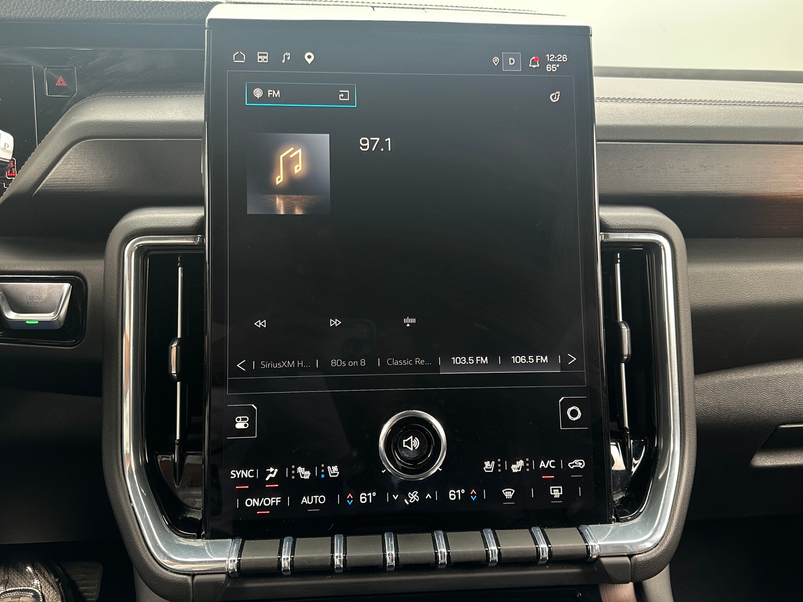 Thumbnail: 2025 GMC Yukon - 3