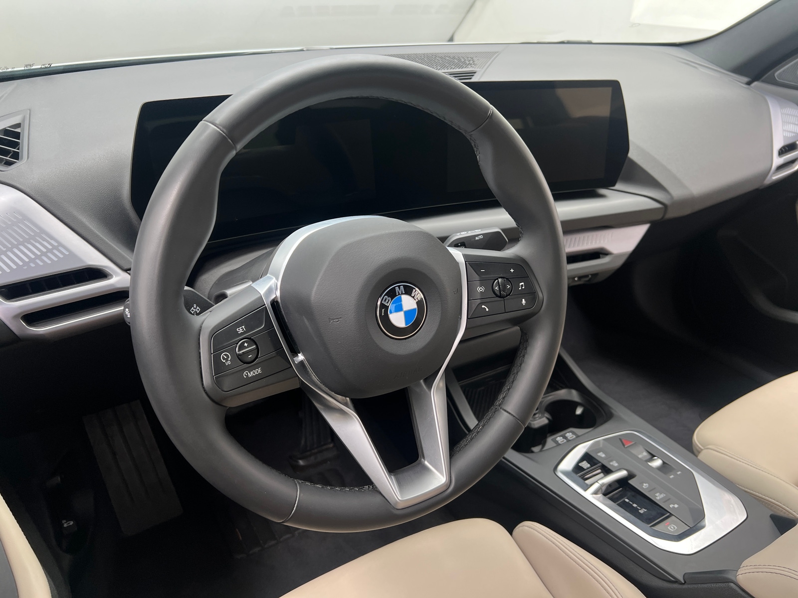 Thumbnail: 2025 BMW 2 Series - 4