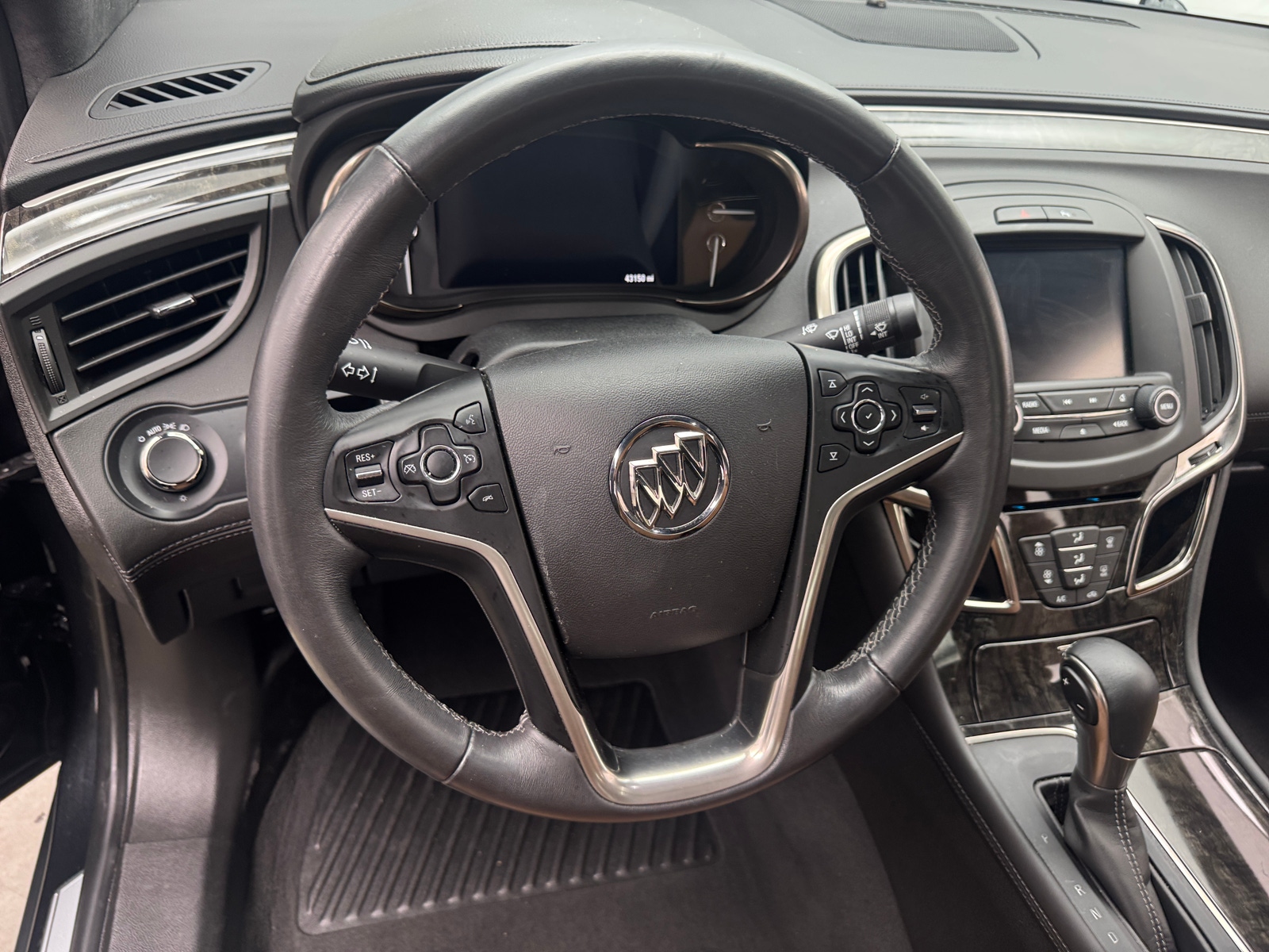 Thumbnail: 2015 Buick LaCrosse - 4