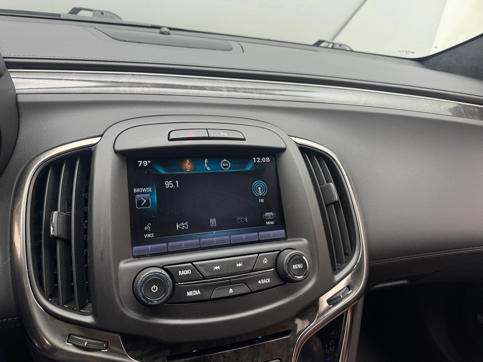 Thumbnail: 2015 Buick LaCrosse - 3