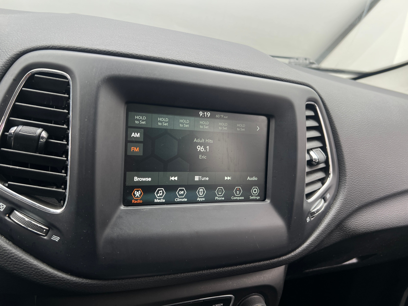 Thumbnail: 2021 Jeep Compass - 4
