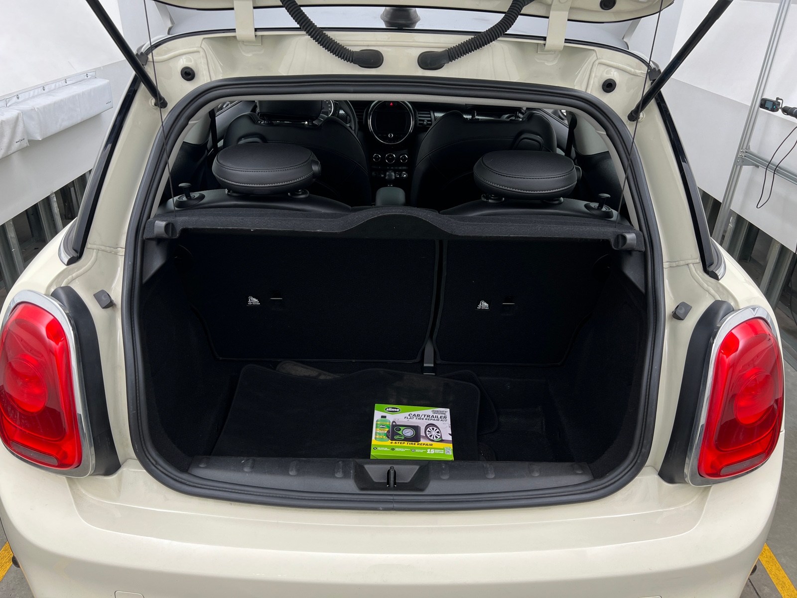 Thumbnail: 2018 MINI Cooper Hardtop - 6