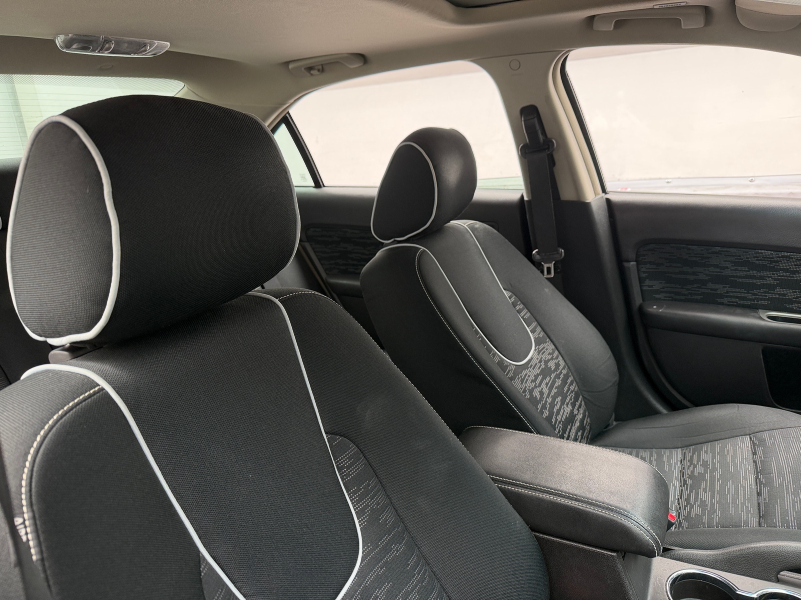 Thumbnail: 2011 Ford Fusion - 2