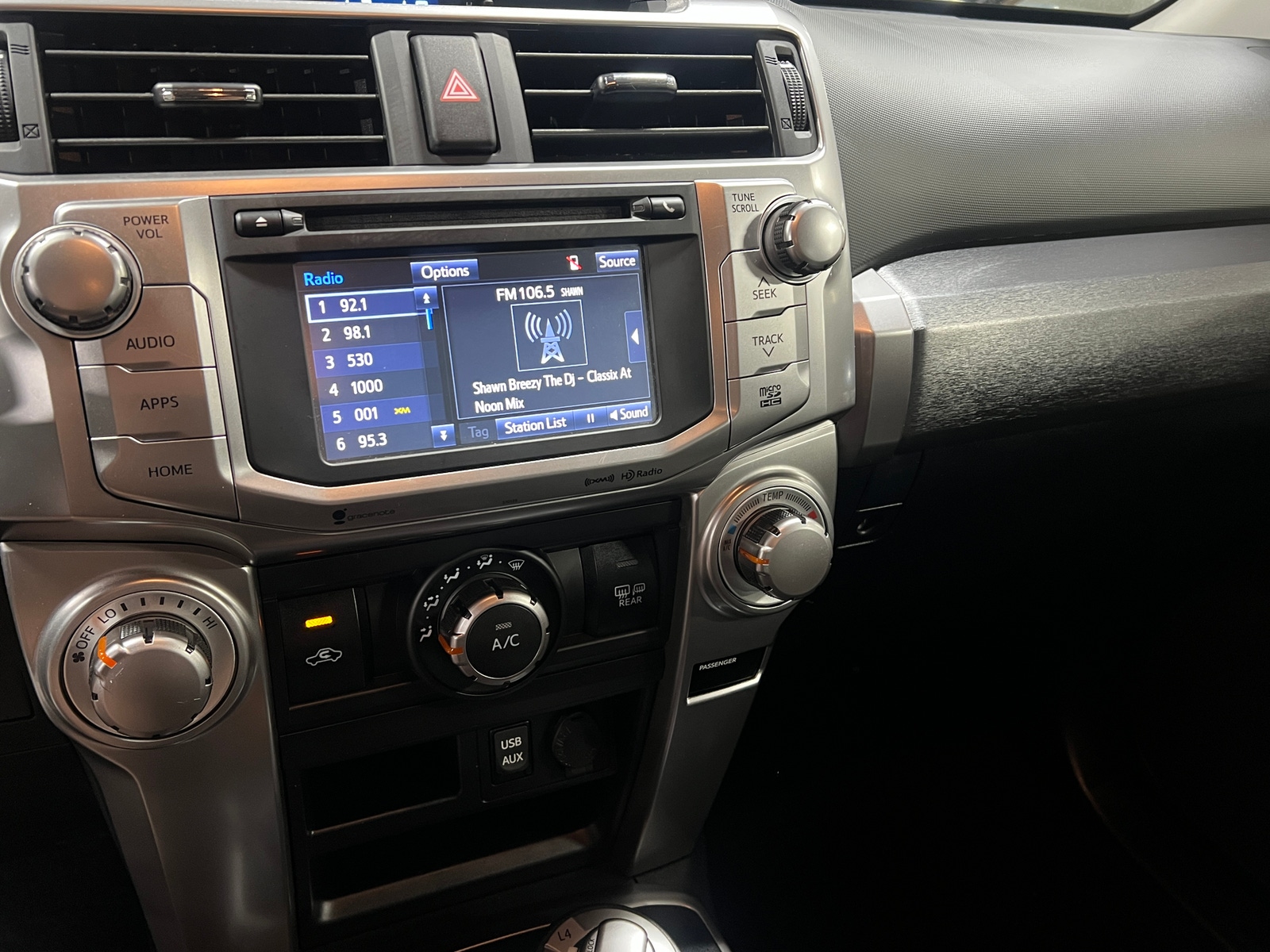 Thumbnail: 2018 Toyota 4Runner - 3