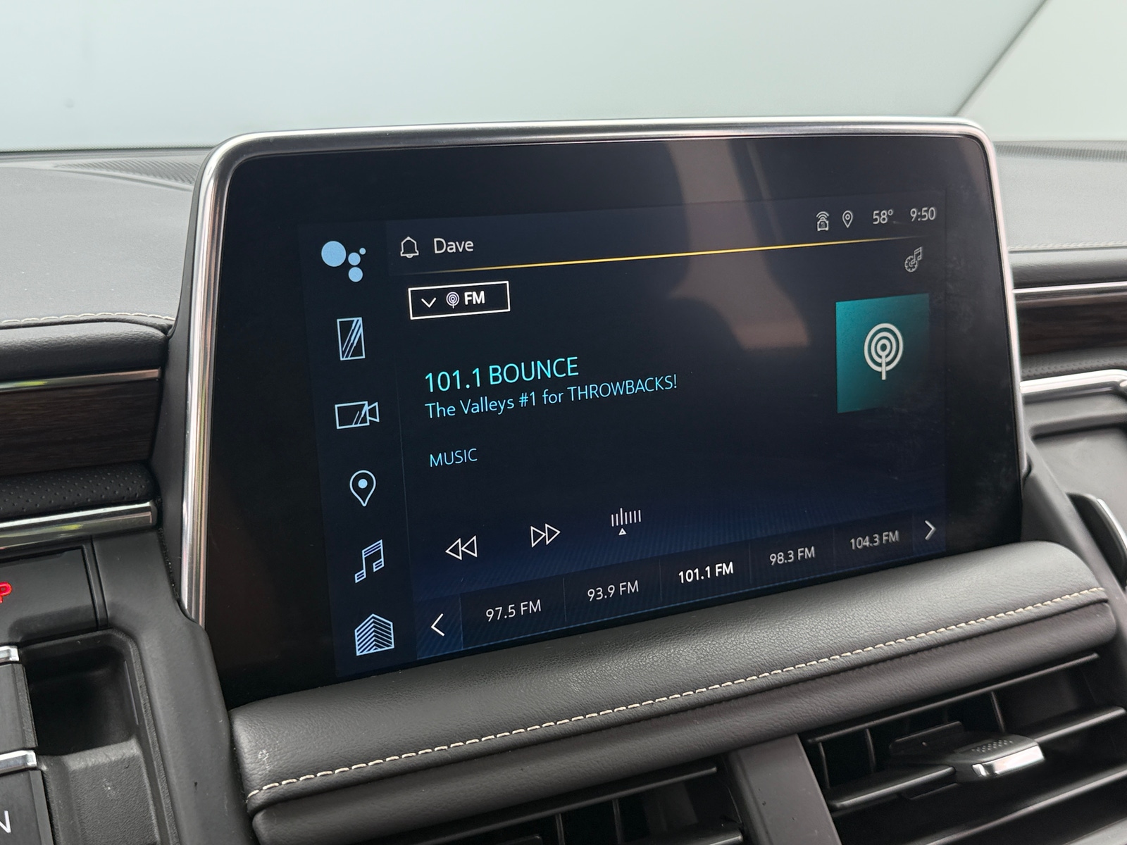 Thumbnail: 2023 Chevrolet Tahoe - 3