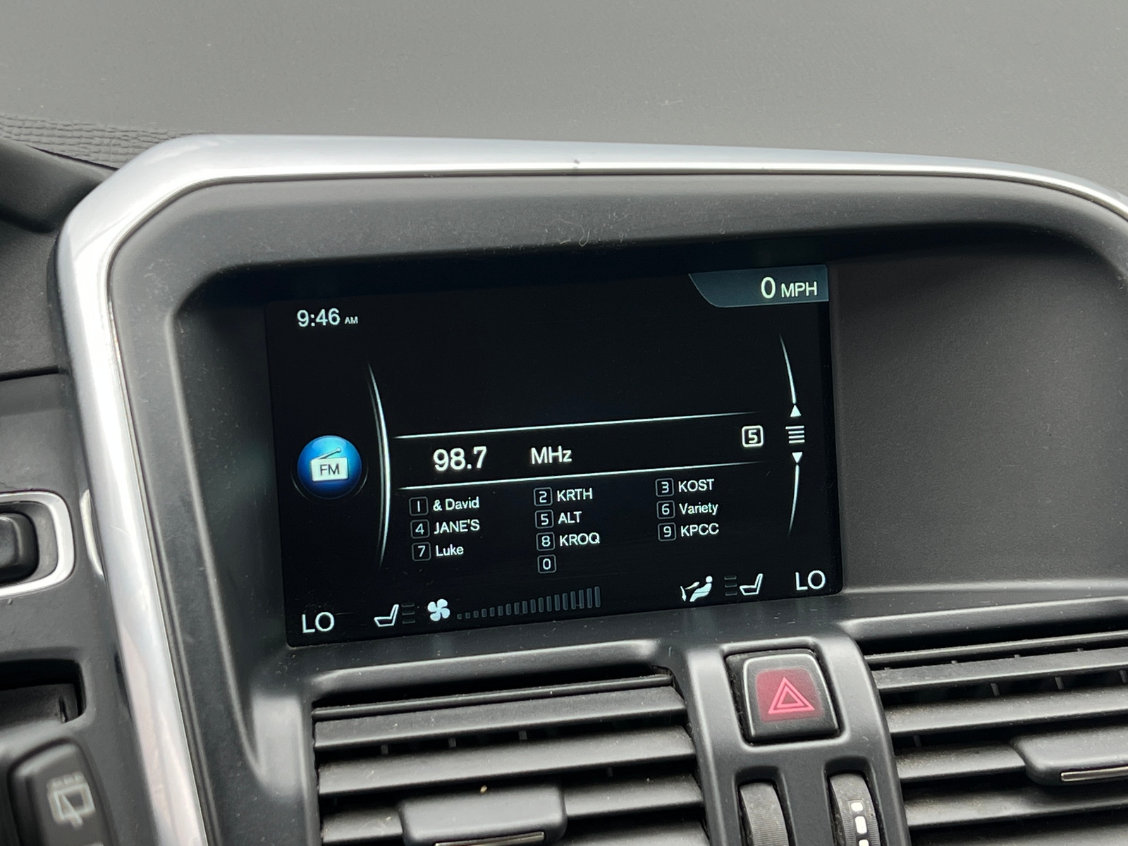 Thumbnail: 2016 Volvo XC60 - 3