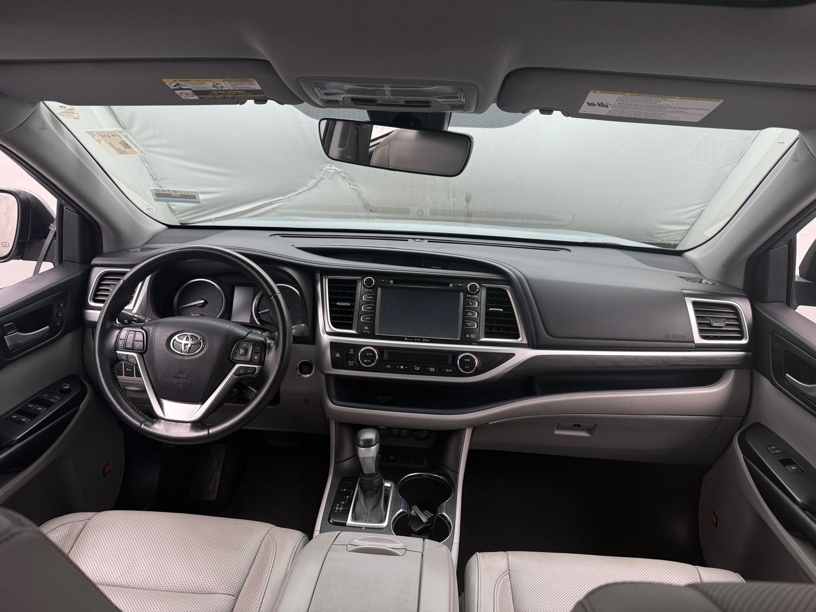 Thumbnail: 2018 Toyota Highlander - 2