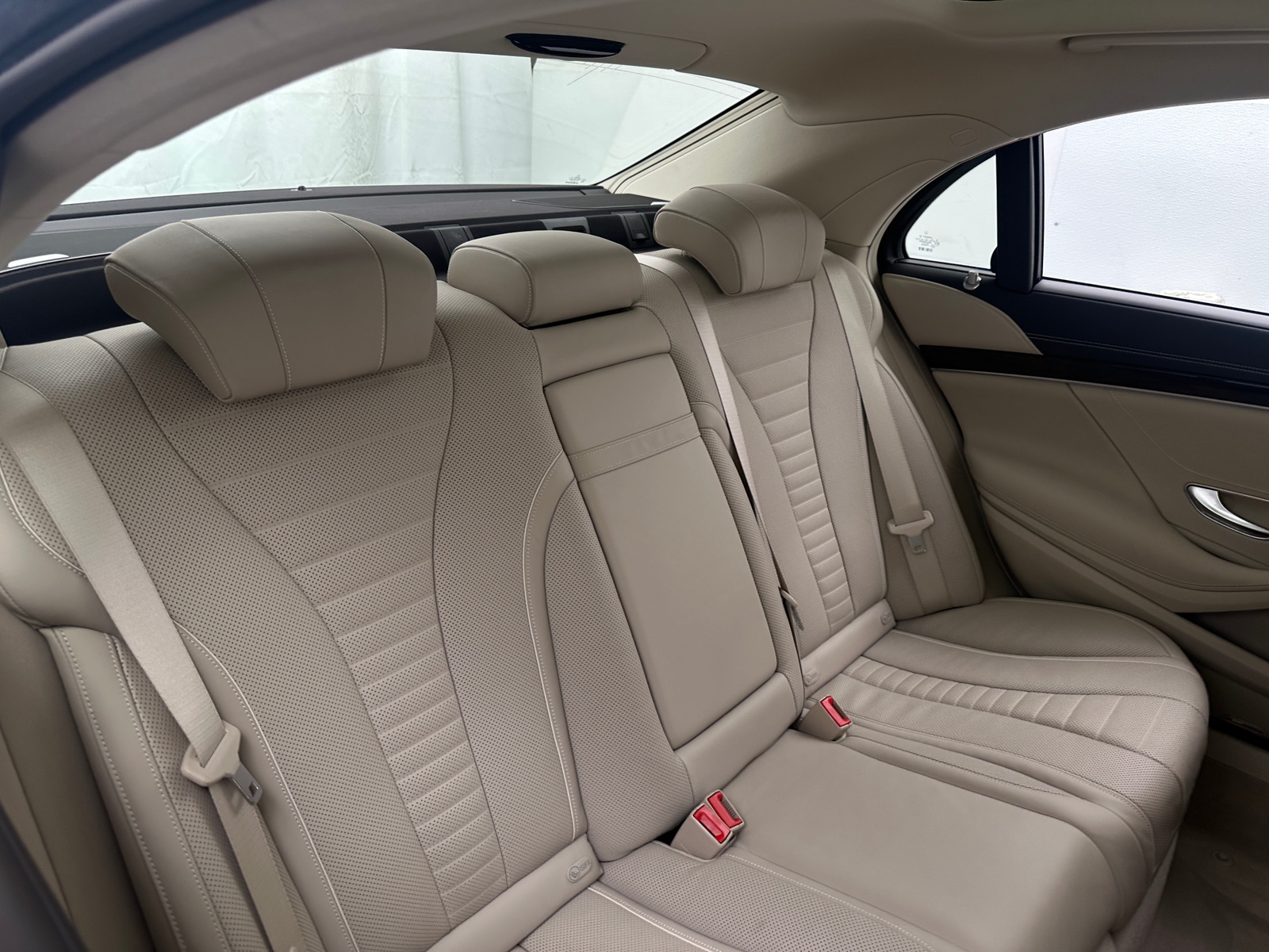 Thumbnail: 2016 Mercedes-Benz S-Class - 5