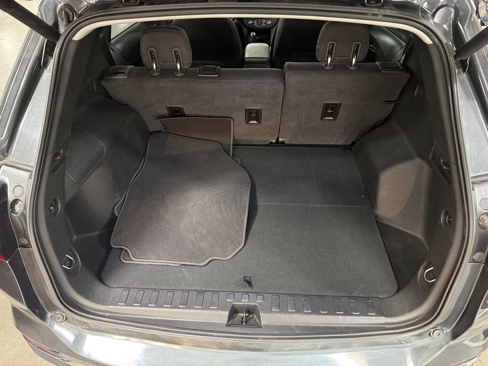 Thumbnail: 2019 Chevrolet Equinox - 7