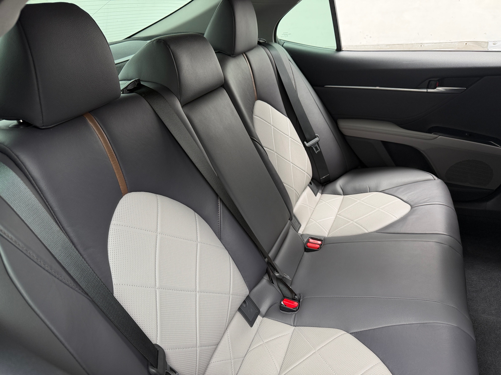 Thumbnail: 2018 Toyota Camry - 5