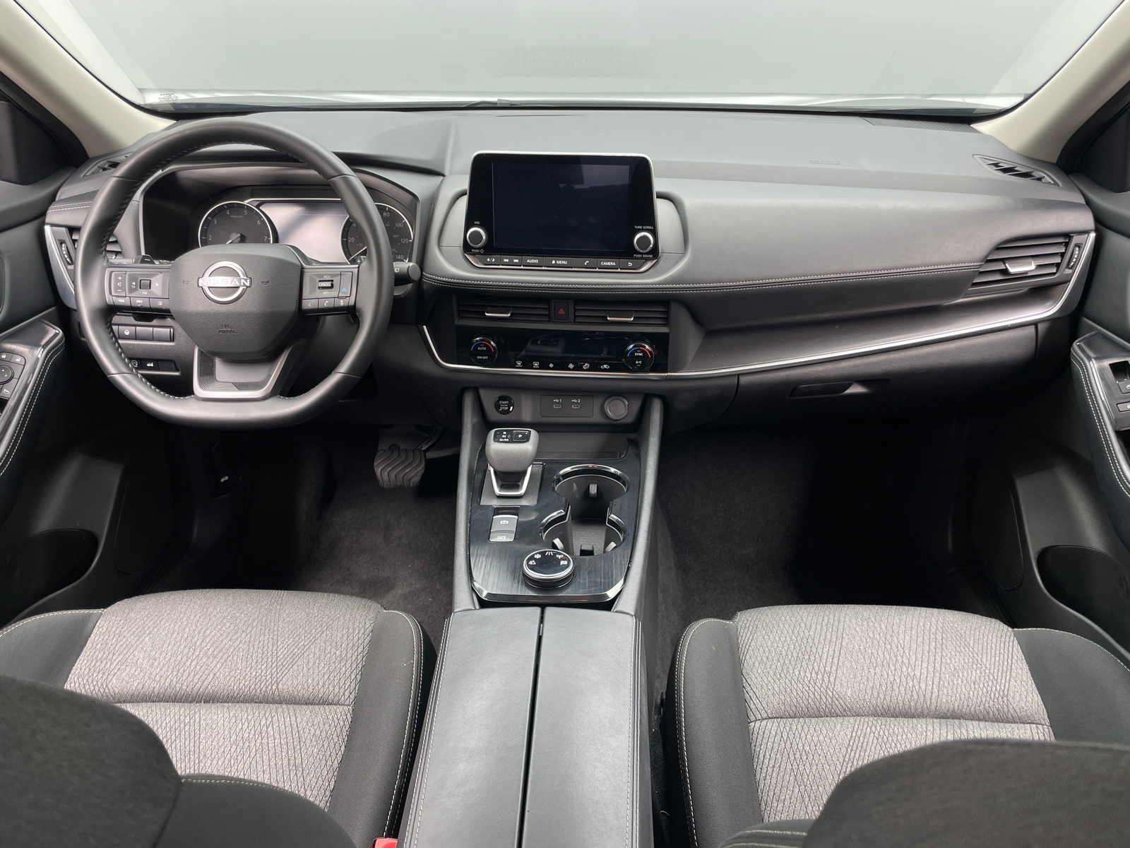Thumbnail: 2025 Nissan Rogue - 3