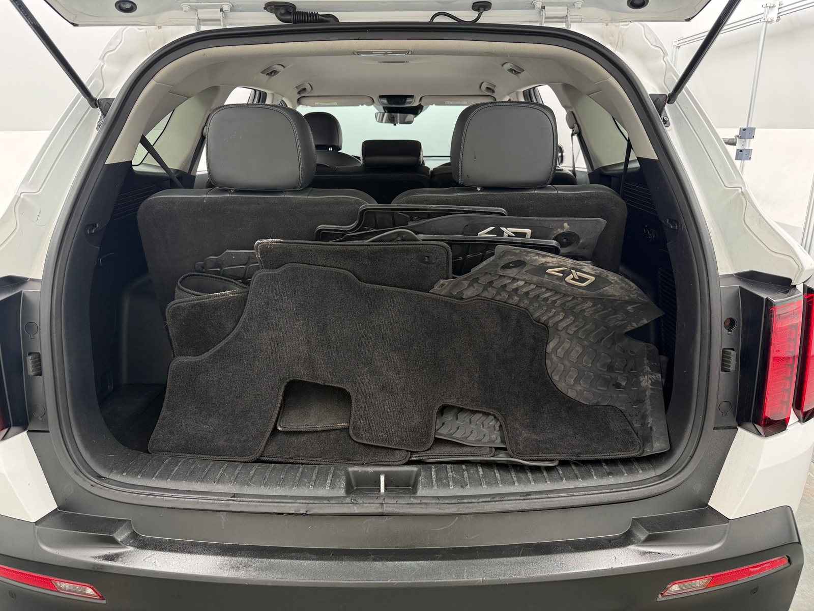 Thumbnail: 2021 Kia Sorento - 6