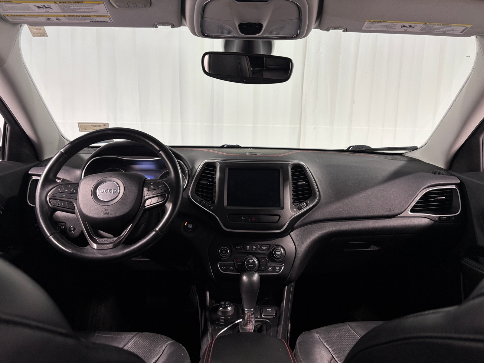 Thumbnail: 2019 Jeep Cherokee - 2
