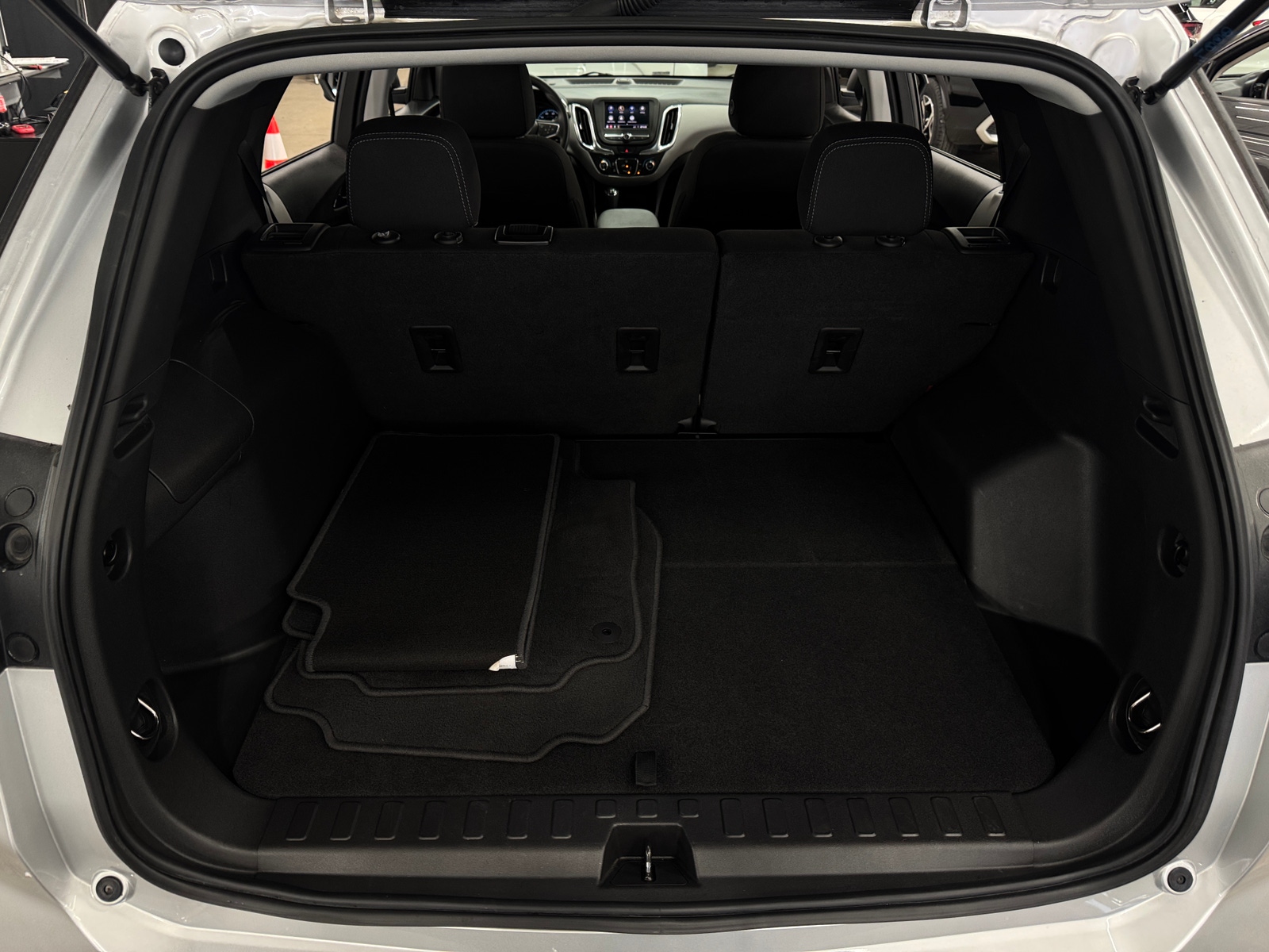 Thumbnail: 2021 Chevrolet Equinox - 7