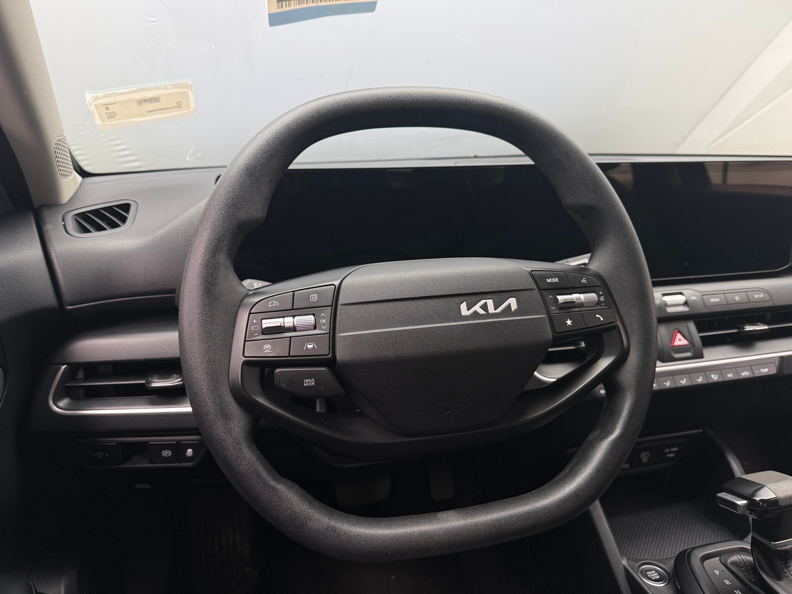 Thumbnail: 2025 Kia K4 - 5