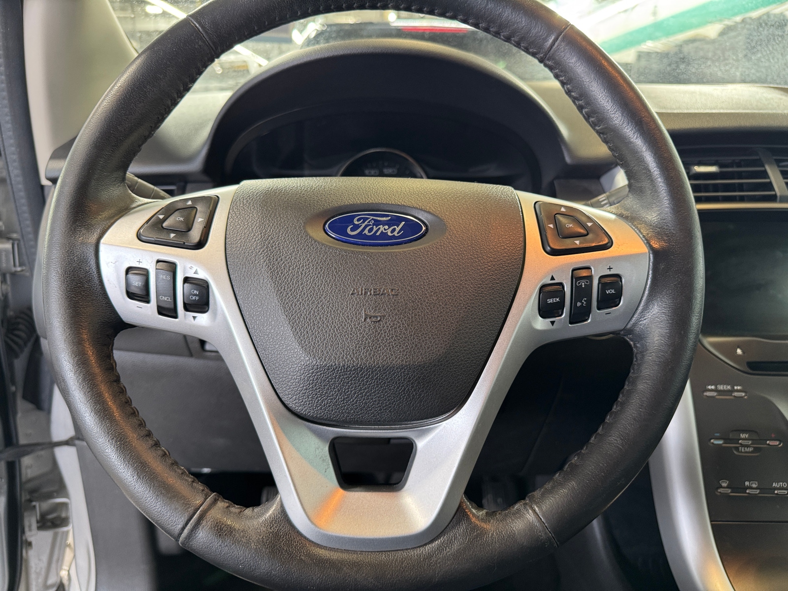 Thumbnail: 2014 Ford Edge - 4