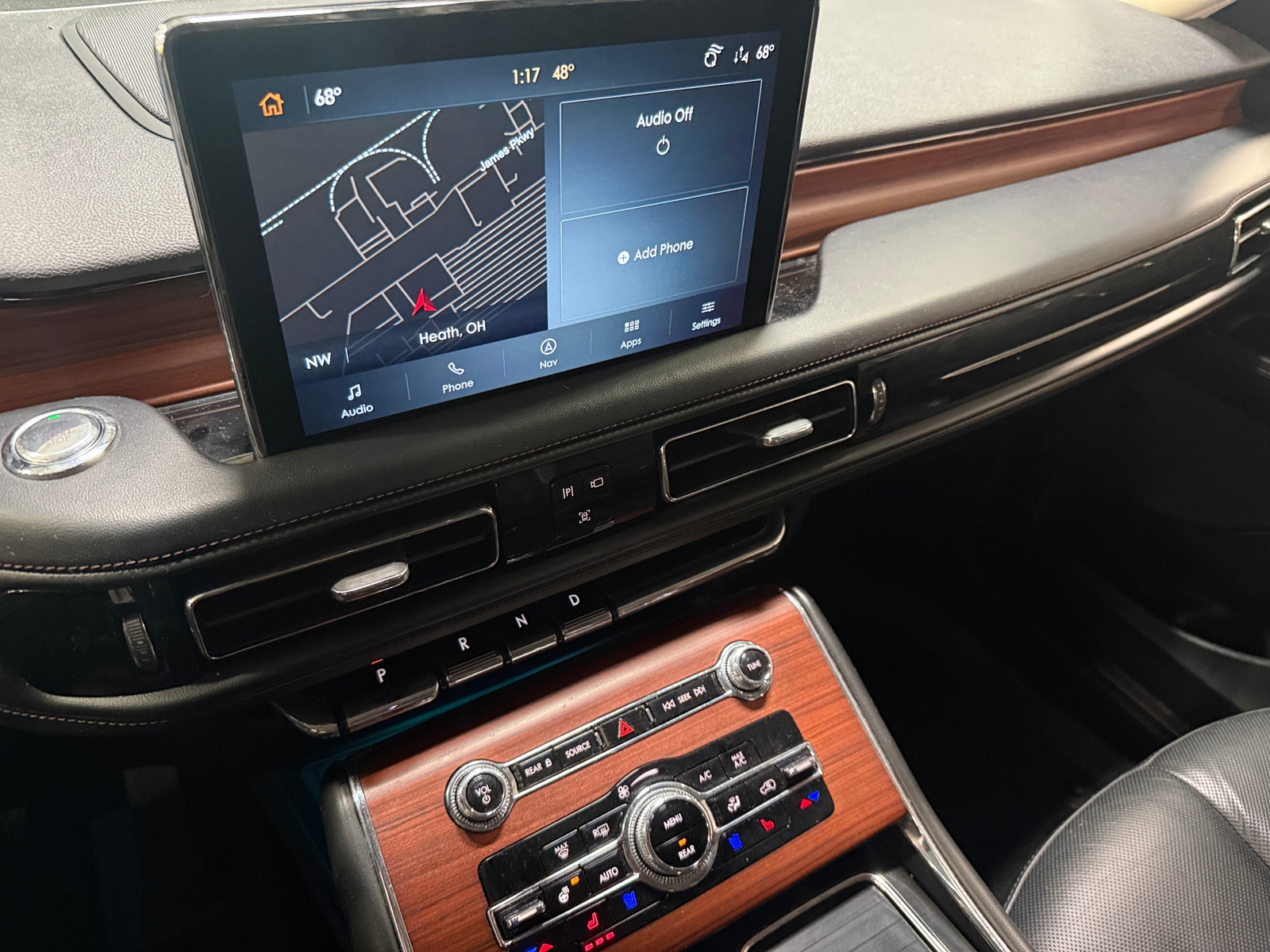 Thumbnail: 2023 Lincoln Aviator - 3