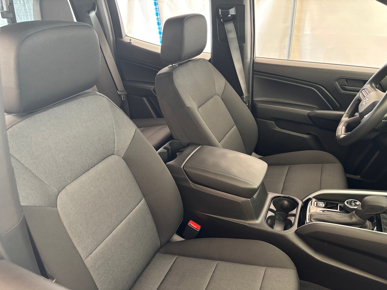 Thumbnail: 2025 Chevrolet Colorado - 2