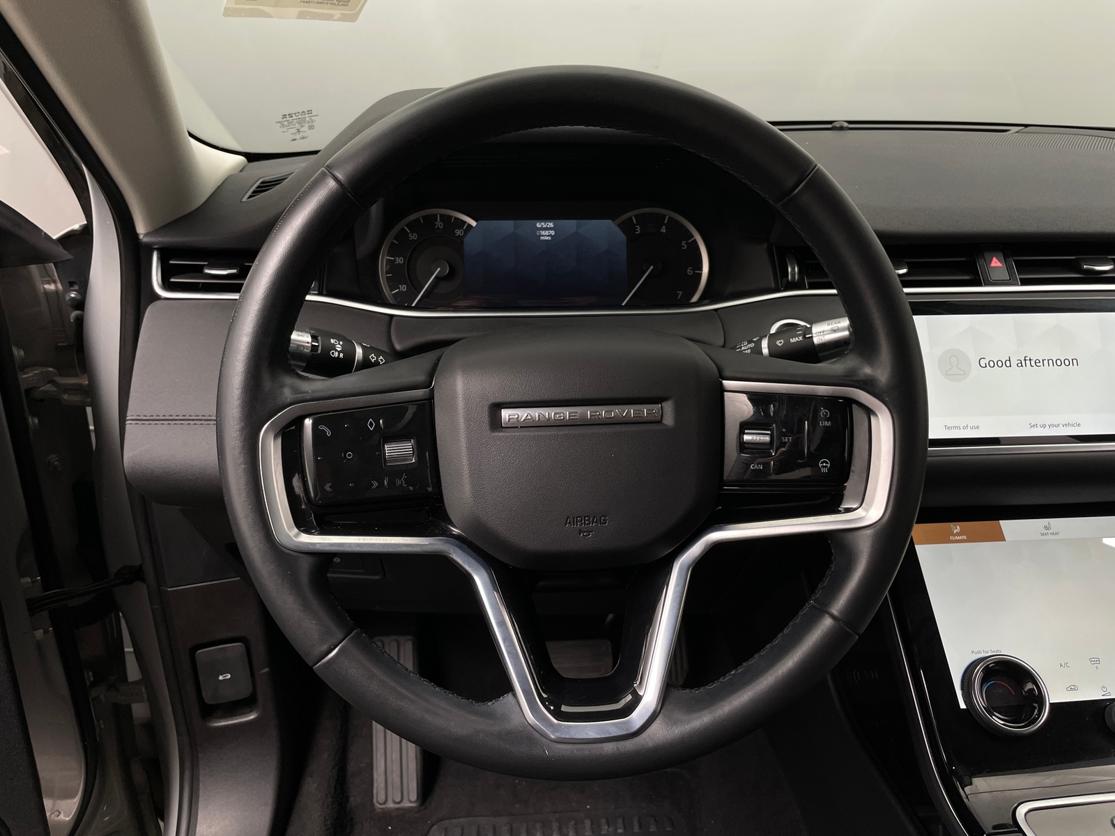 Thumbnail: 2022 Land Rover Range Rover Evoque - 4