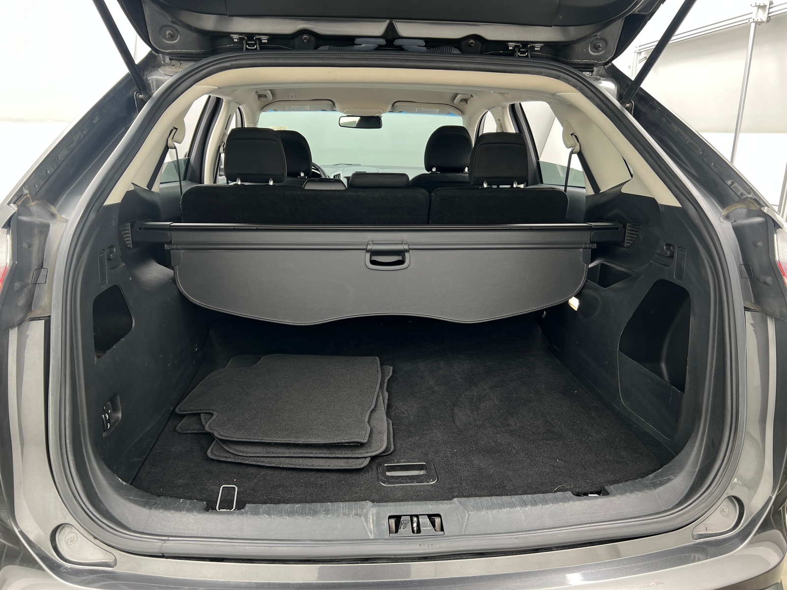 Thumbnail: 2019 Ford Edge - 7