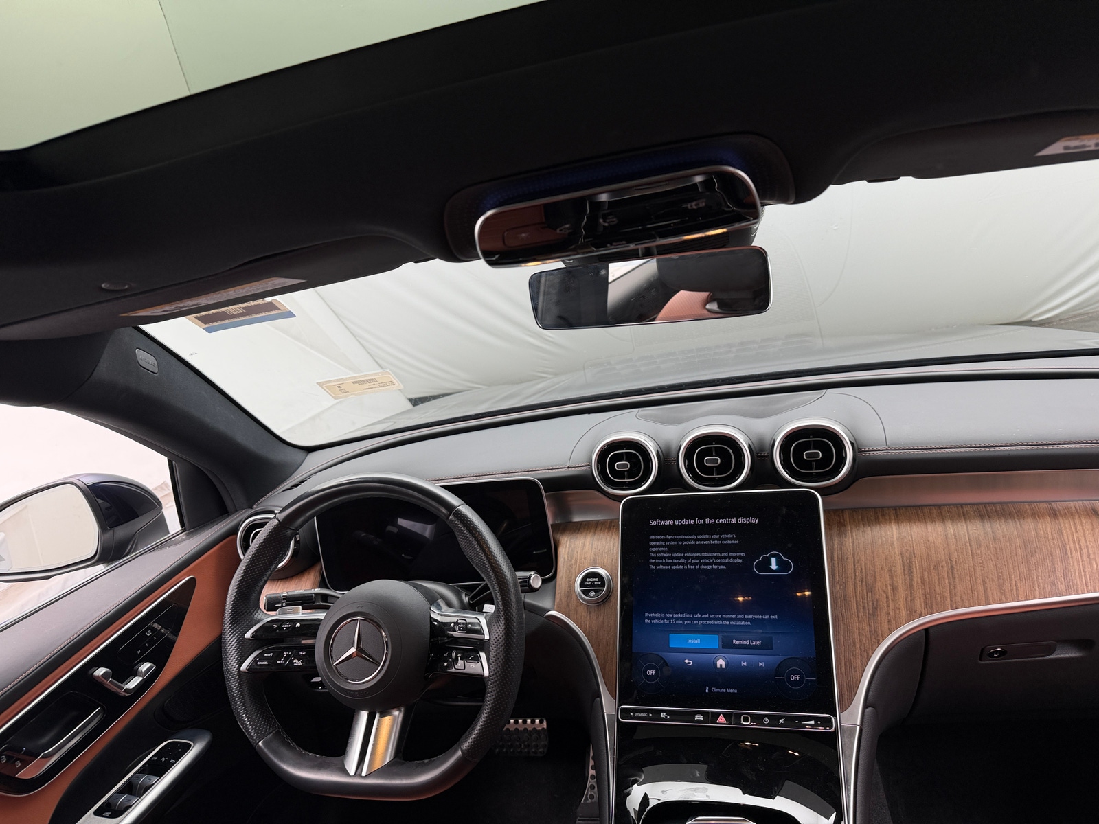 Thumbnail: 2024 Mercedes-Benz GLC - 2