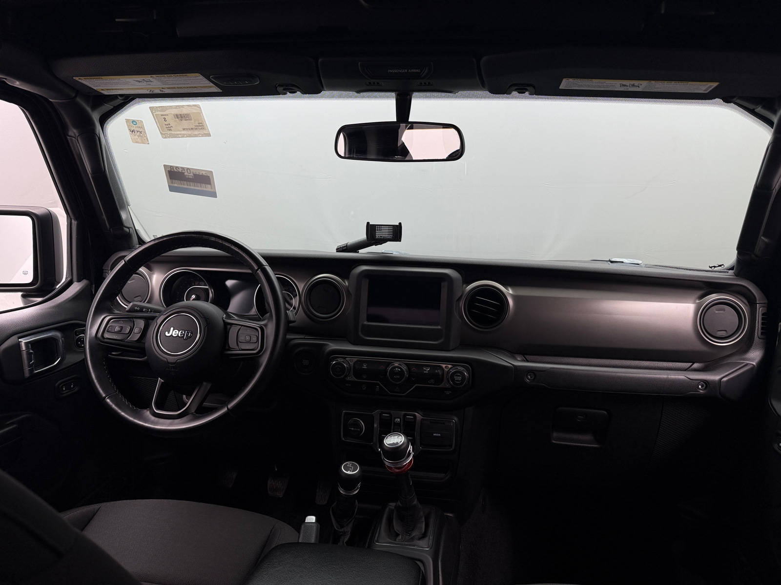 Thumbnail: 2021 Jeep Gladiator - 3