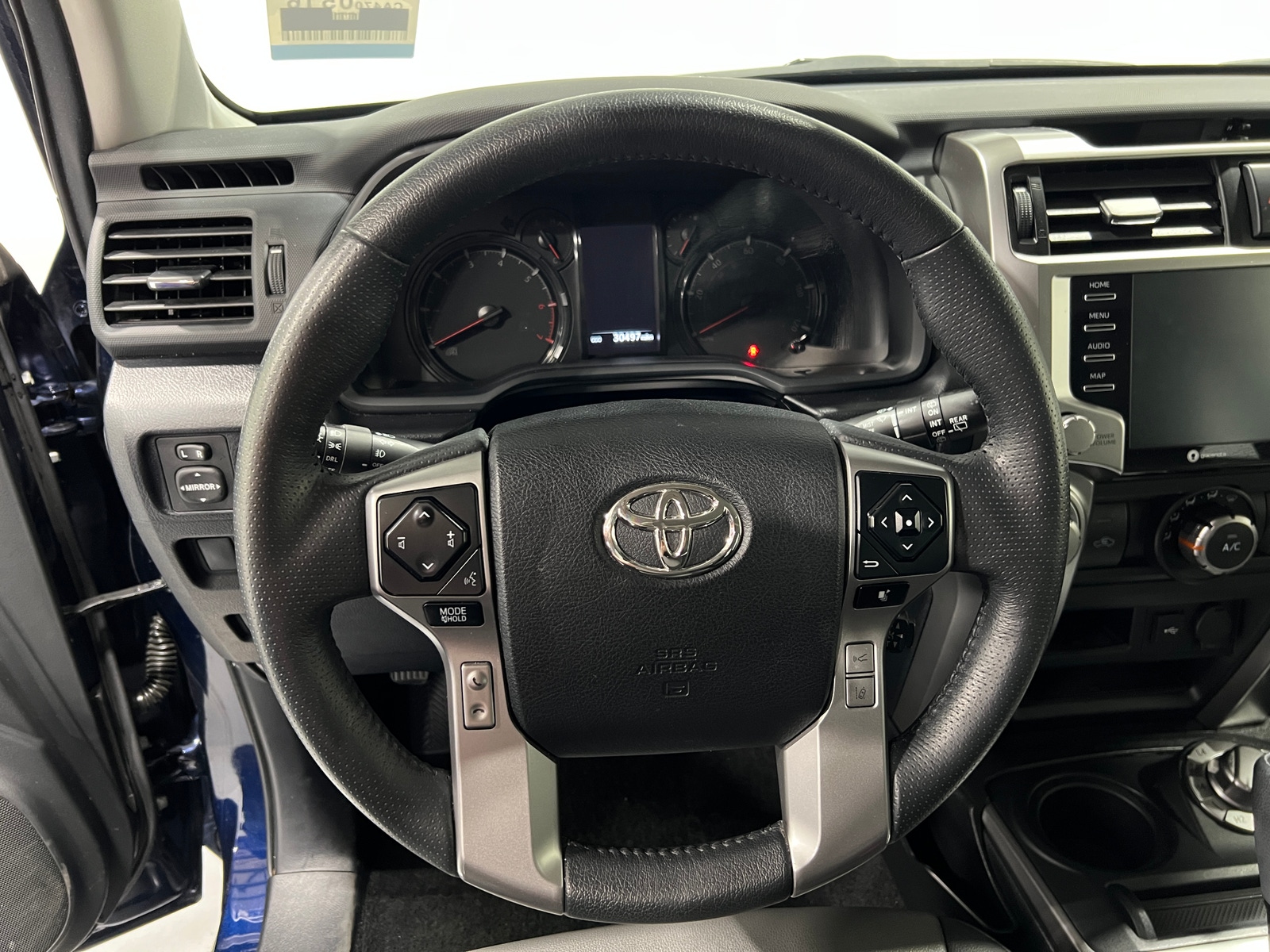 Thumbnail: 2022 Toyota 4Runner - 4