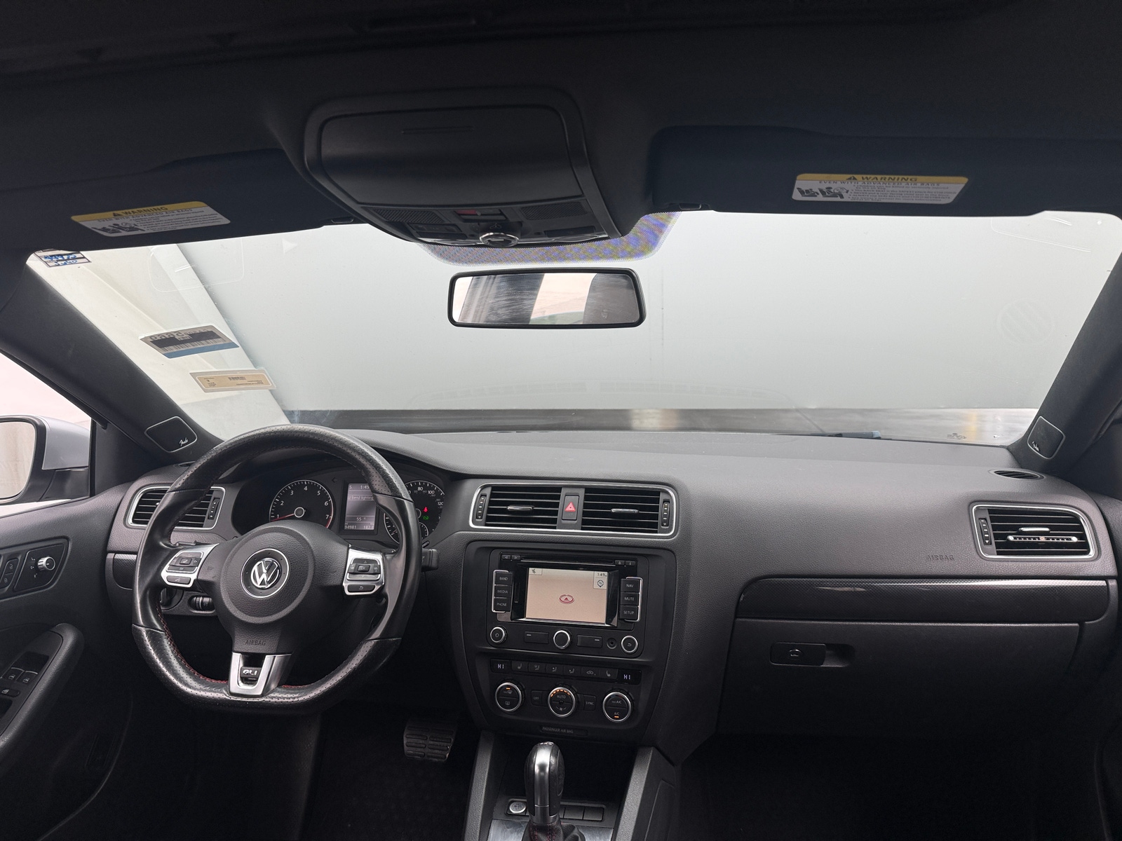 Thumbnail: 2014 Volkswagen Jetta - 3