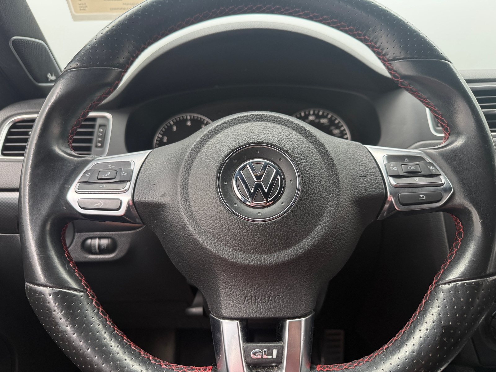 Thumbnail: 2014 Volkswagen Jetta - 5