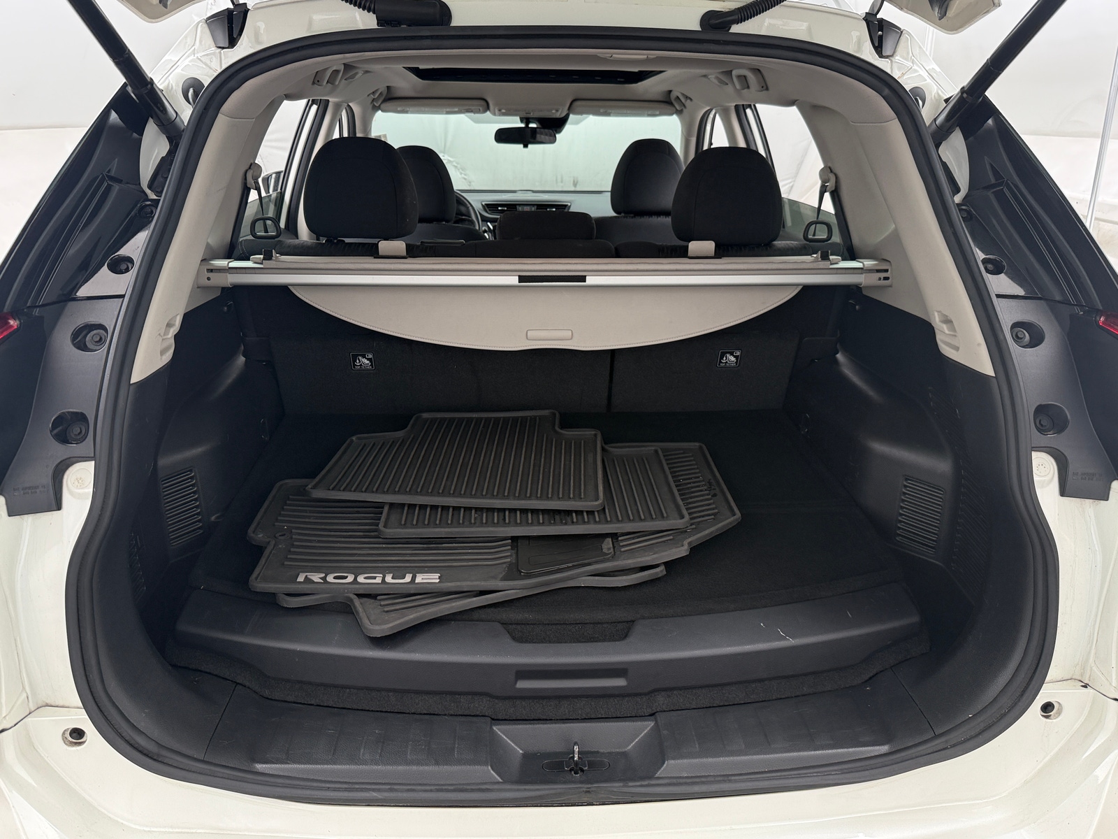 Thumbnail: 2019 Nissan Rogue - 7