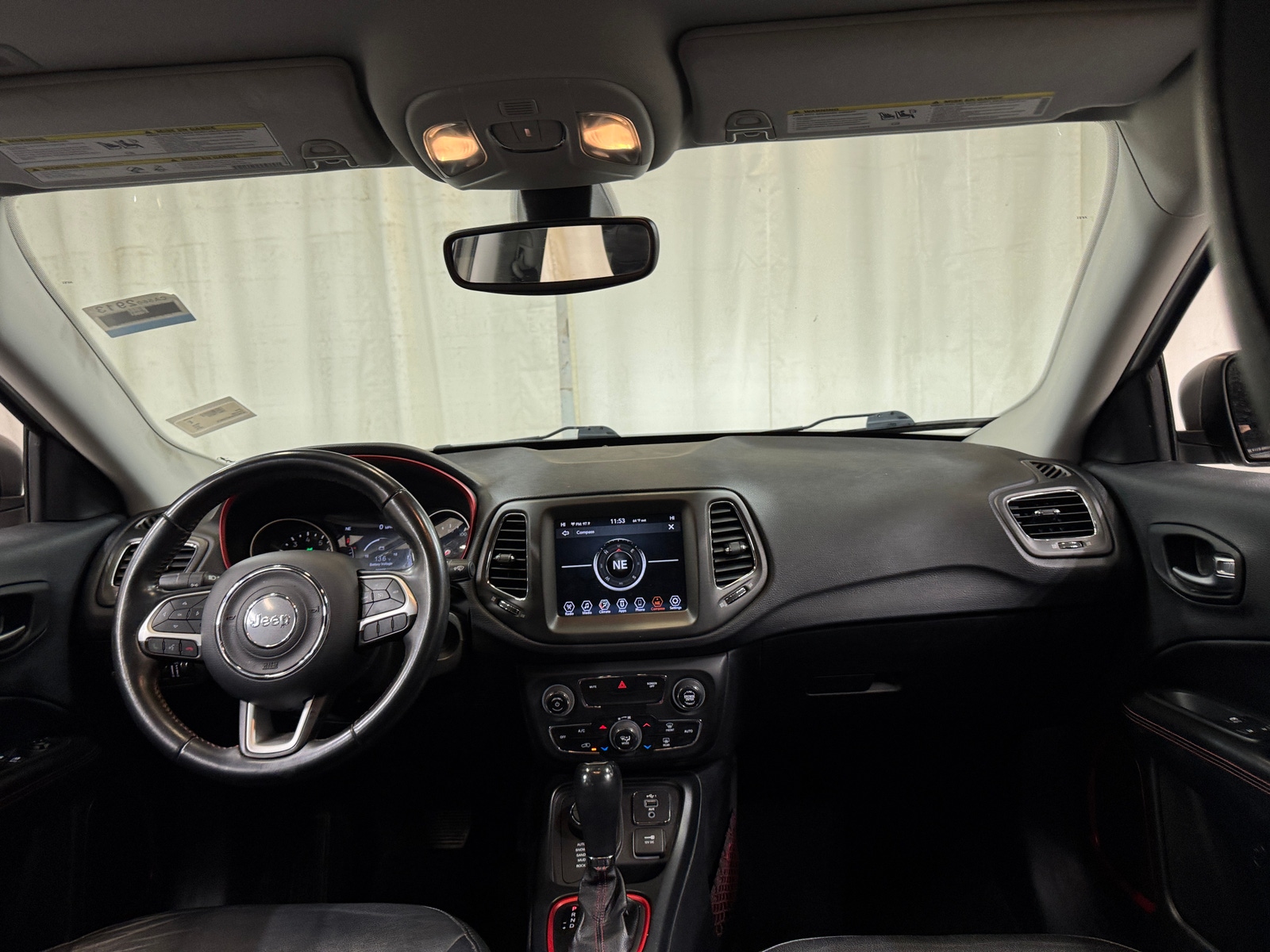 Thumbnail: 2019 Jeep Compass - 3