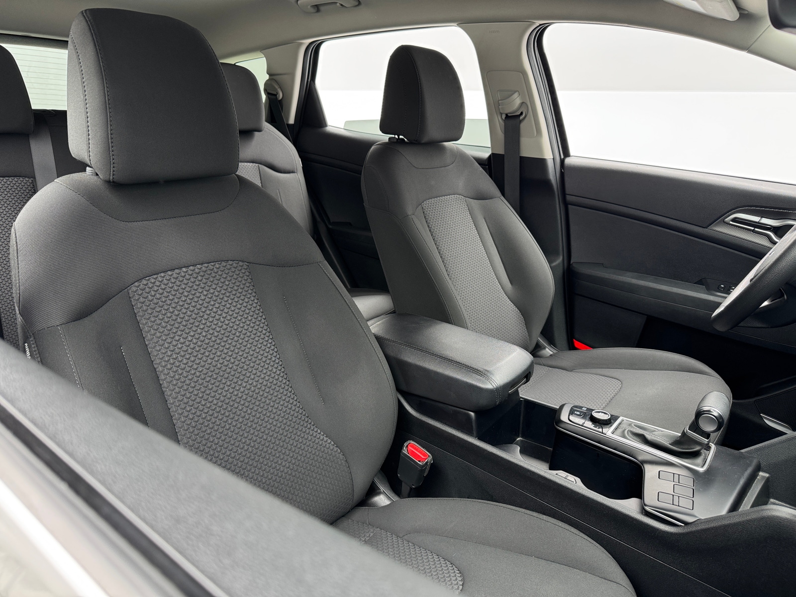 Thumbnail: 2025 Kia Sportage - 2