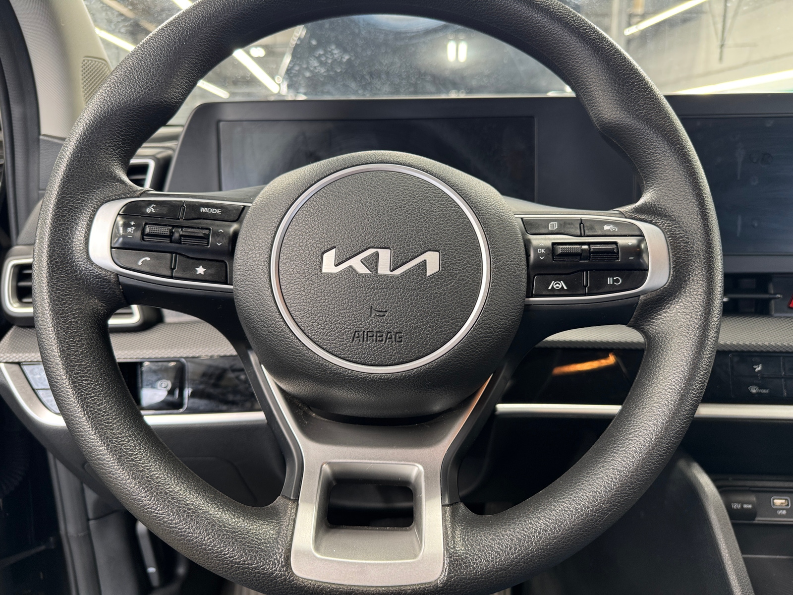 Thumbnail: 2025 Kia Sportage - 5