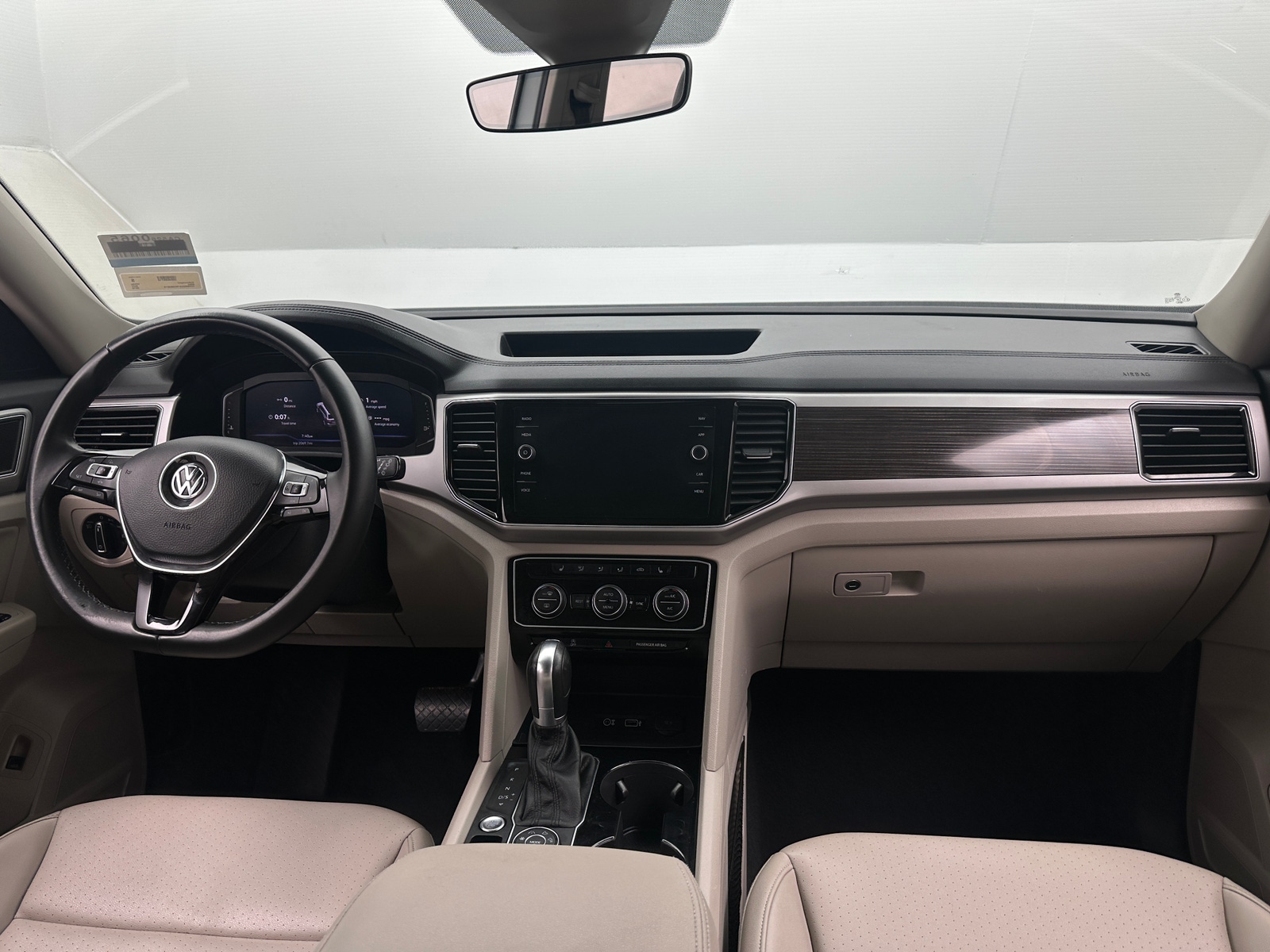 Thumbnail: 2019 Volkswagen Atlas - 2